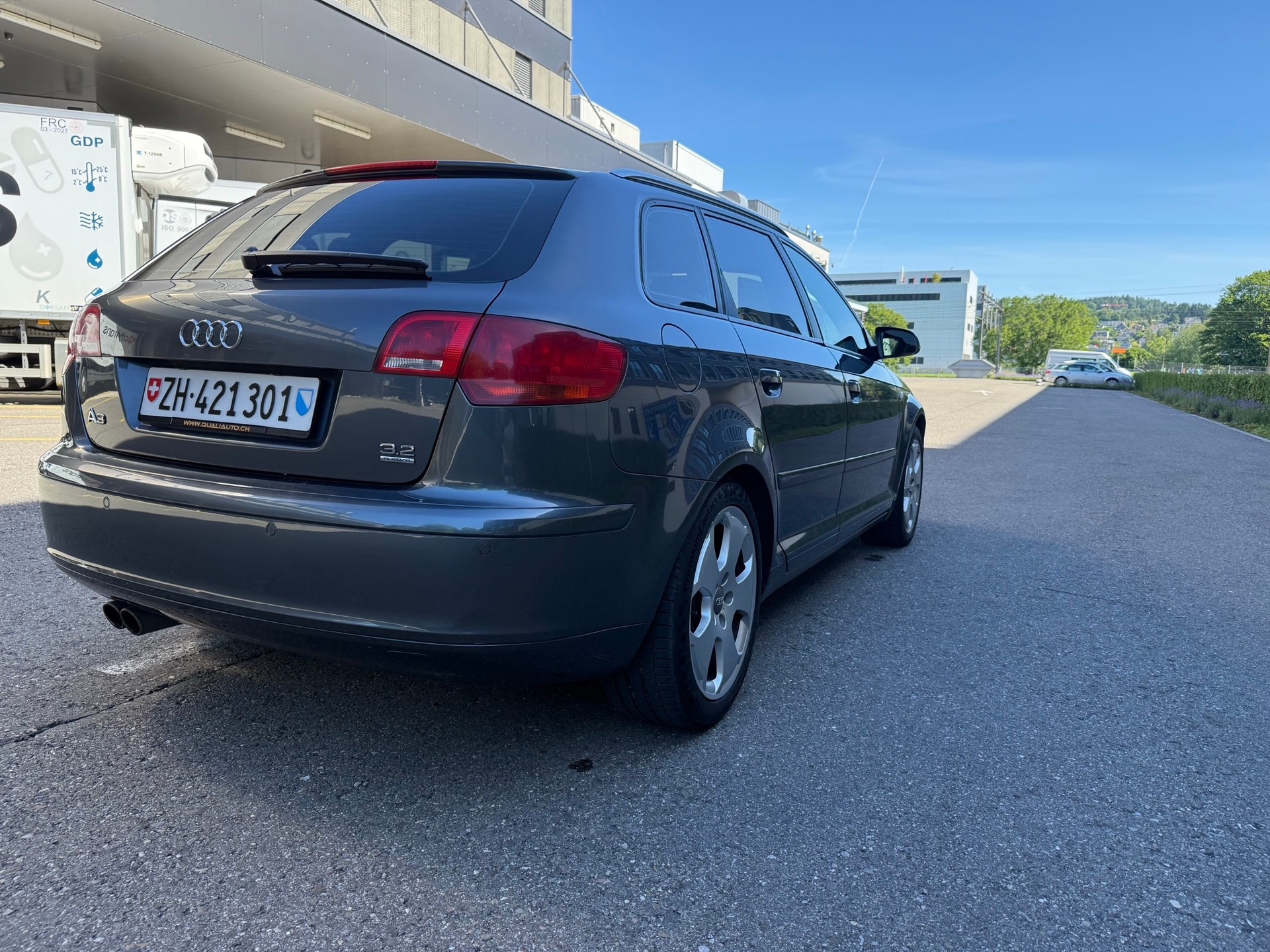 AUDI 3.2 V6 Ambition quat. S-Tr-image-5