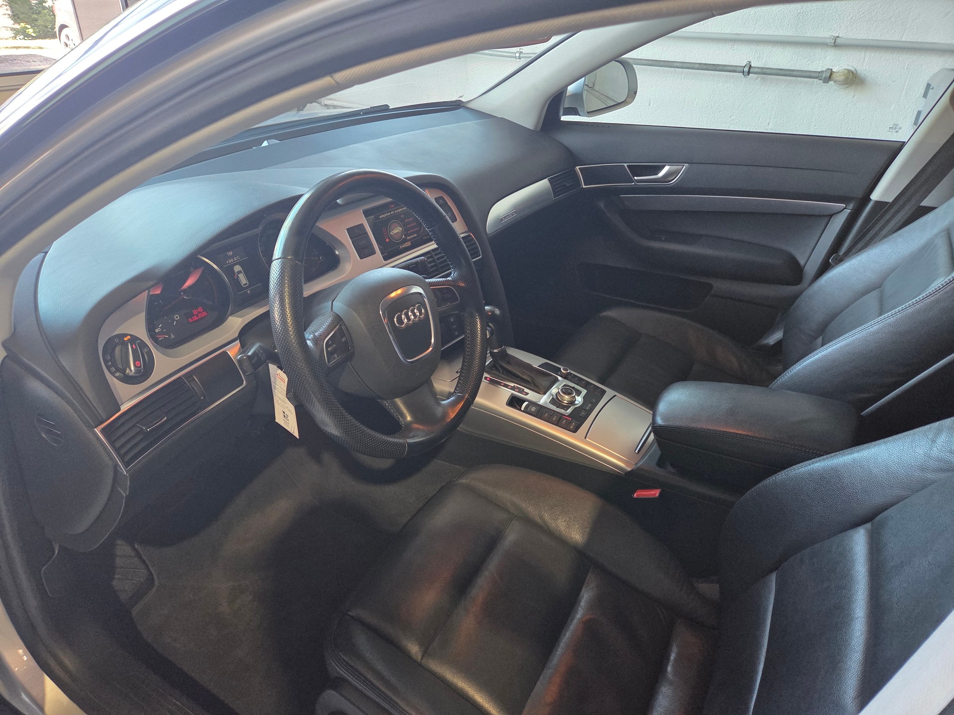 AUDI A6 allroad 3.0 TDI quattro tiptronic-image-3