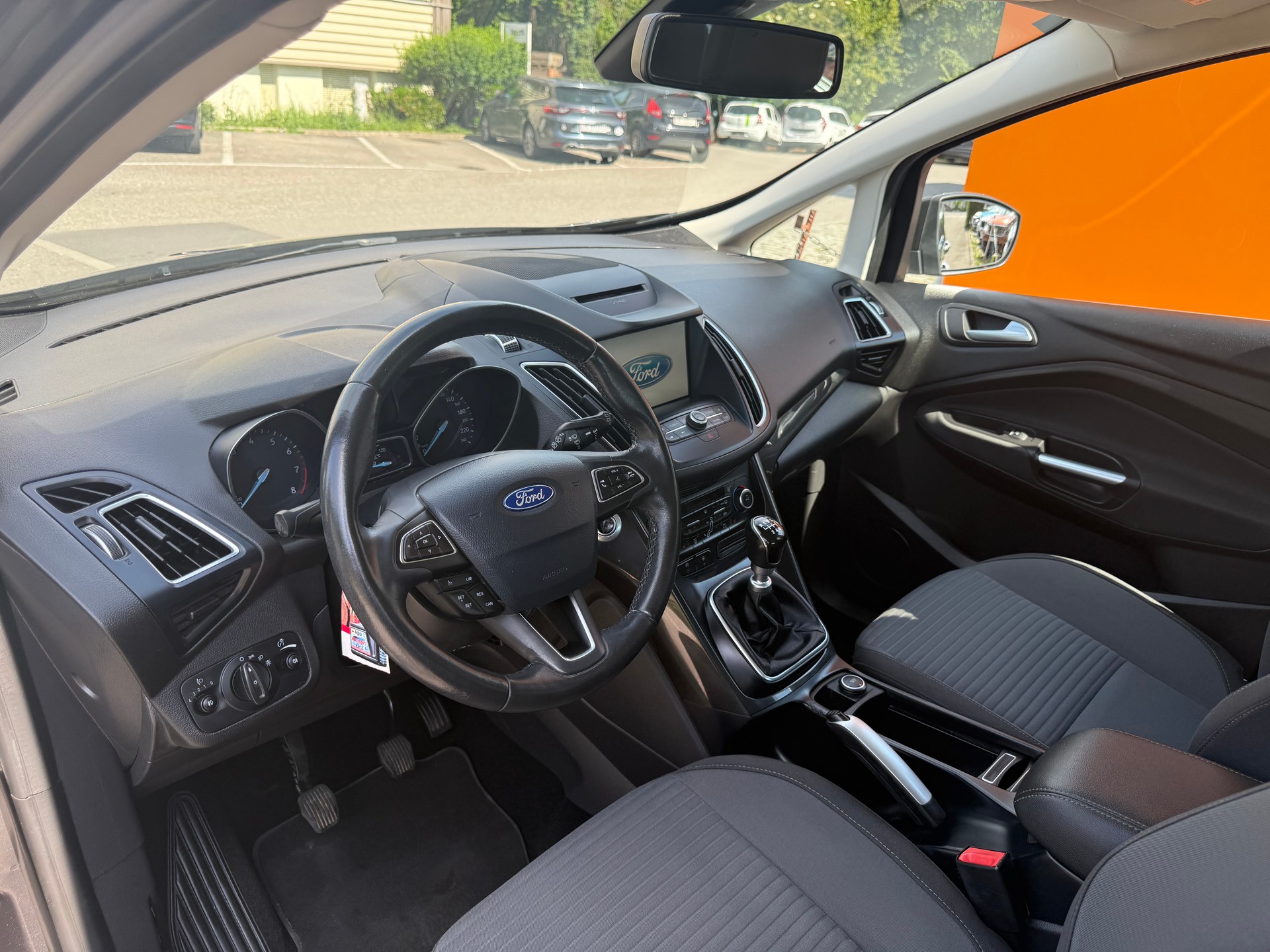 FORD GrC-Max 1.0 SCTi Titanium-image-5