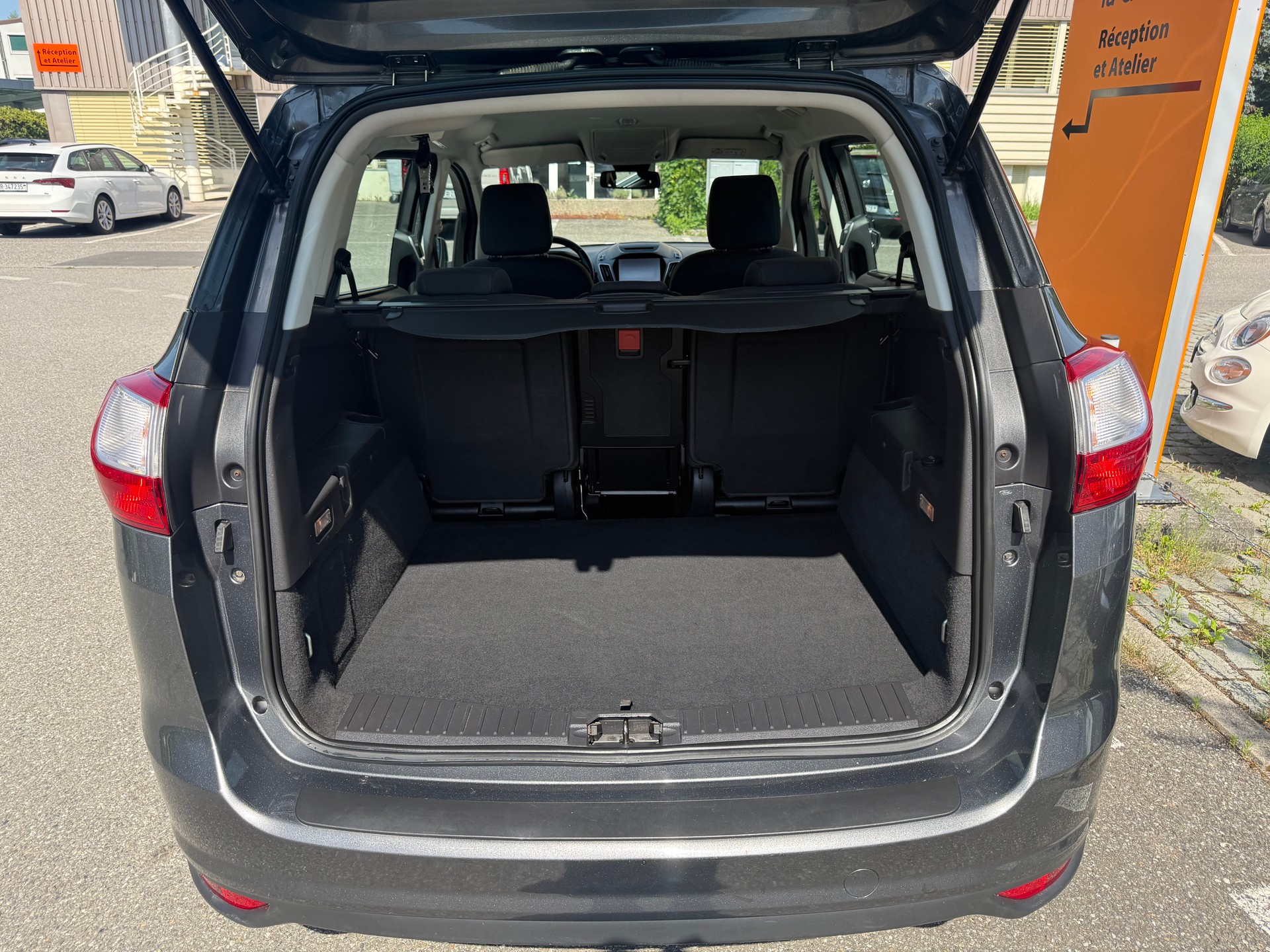 FORD GrC-Max 1.0 SCTi Titanium-image-7