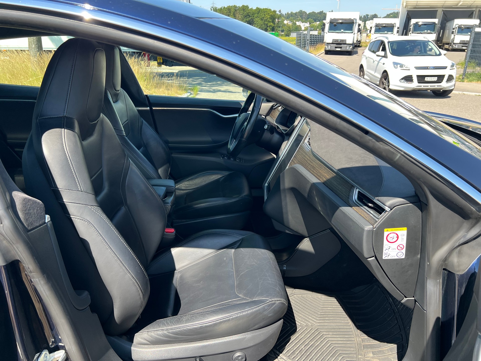 TESLA Model S 85 D Performance ***AWD***-image-24