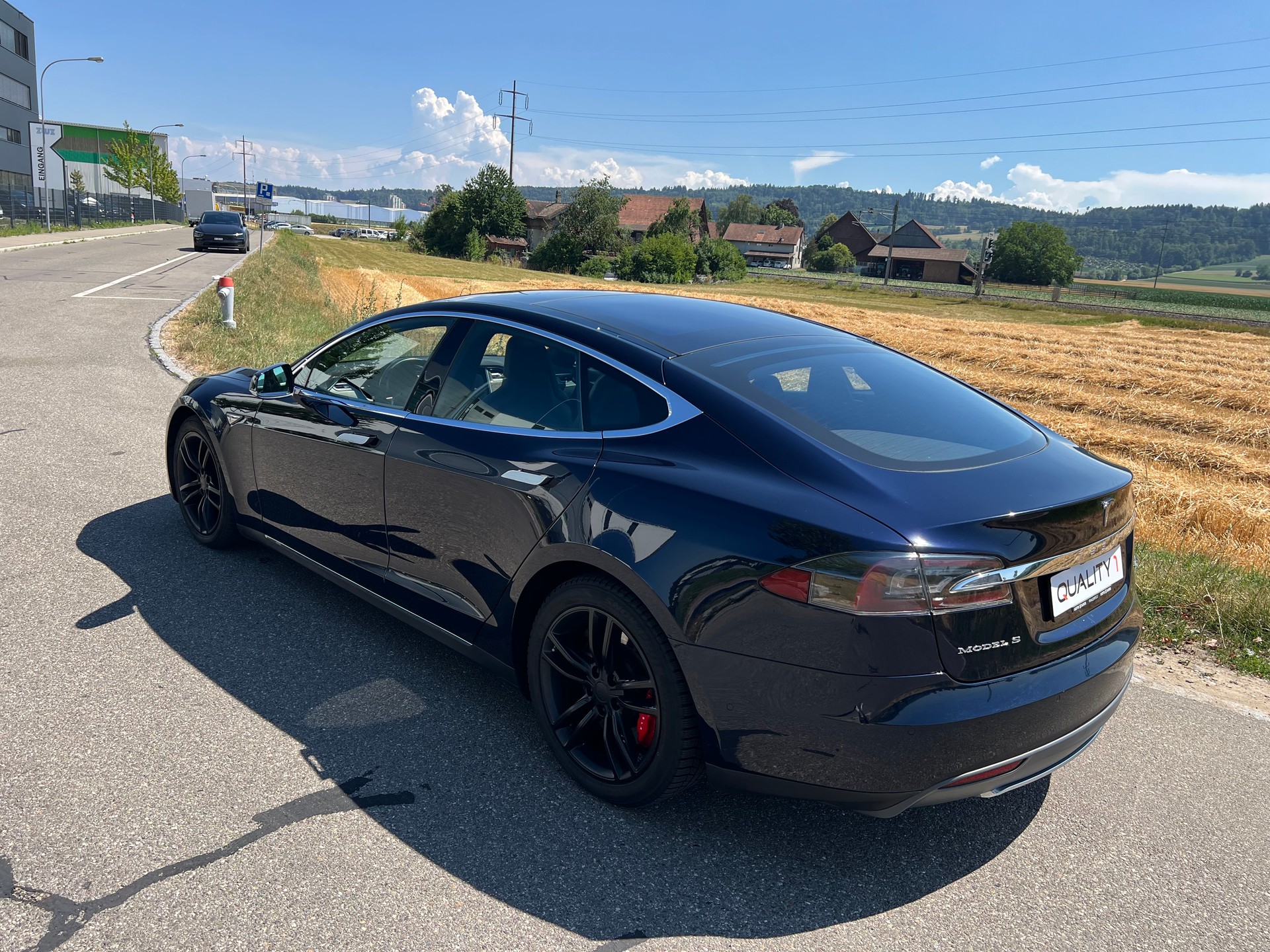 TESLA Model S 85 D Performance ***AWD***-image-9