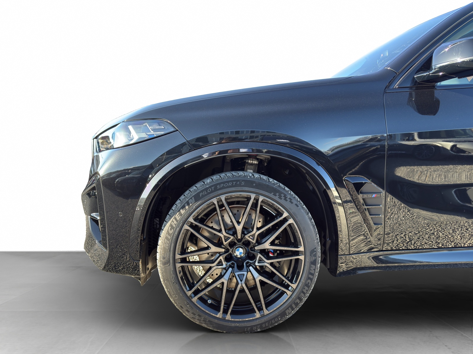 BMW X5M Competition-image-16