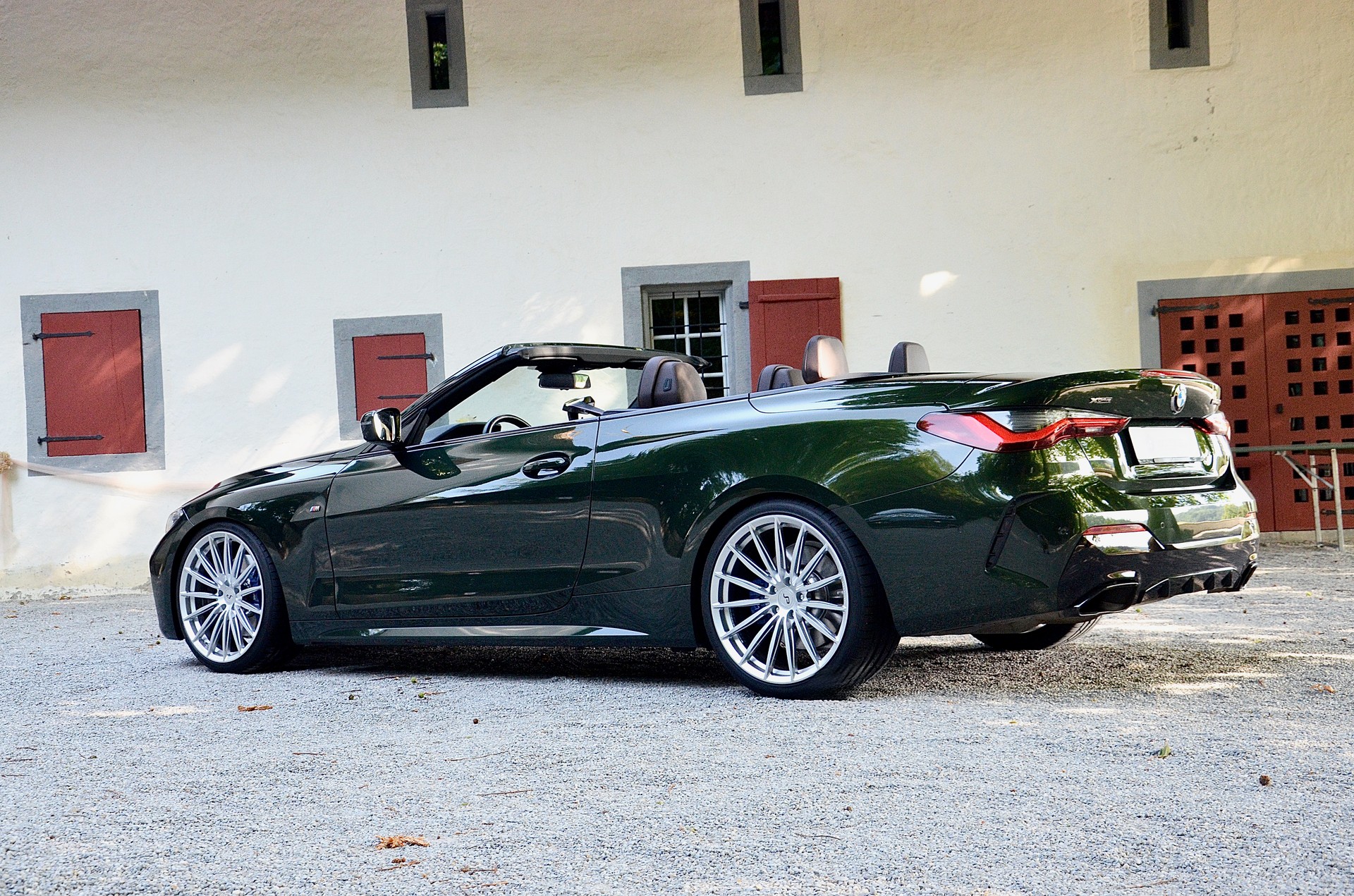 BMW M440i xDrive 48V Cabriolet Steptronic-image-4