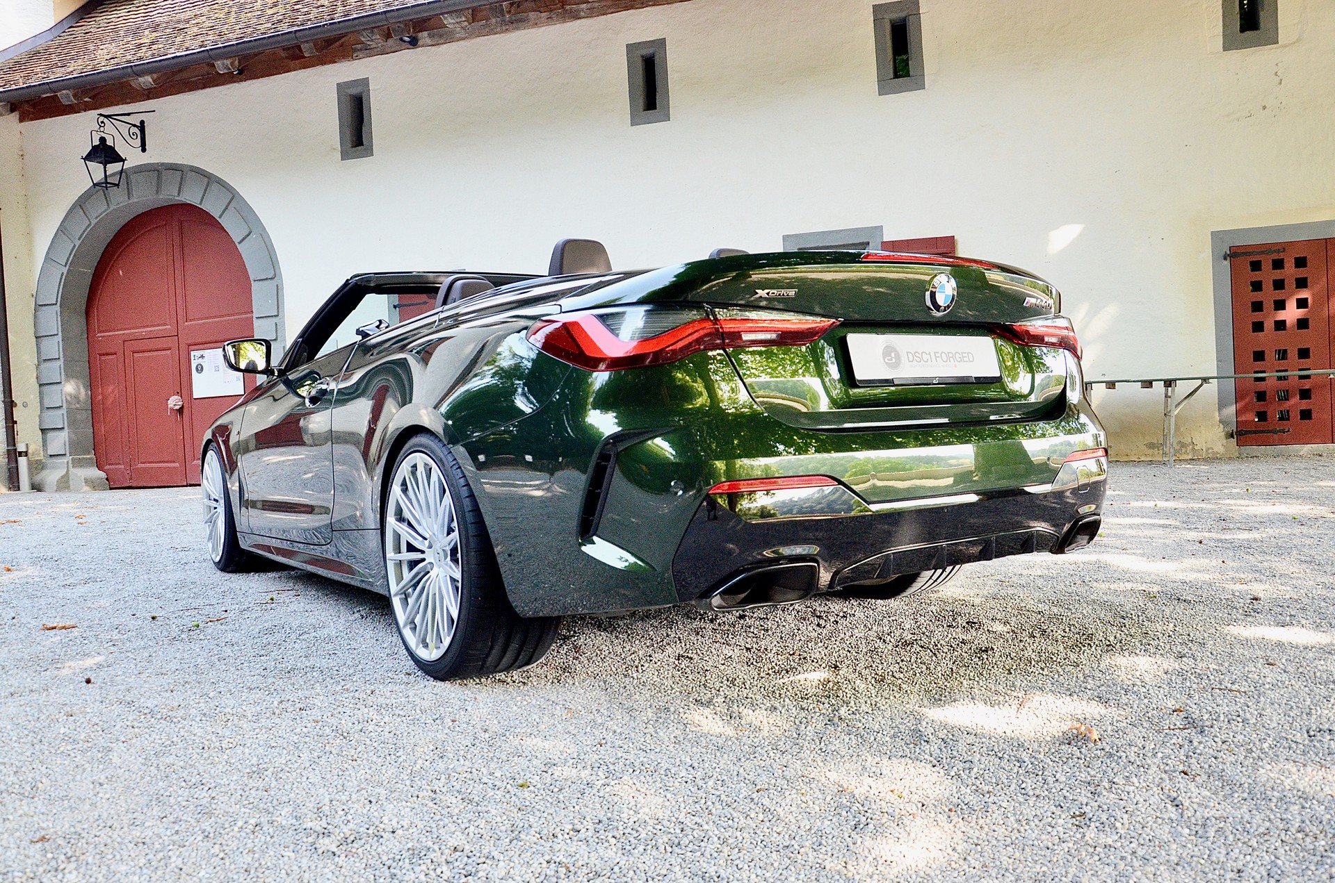 BMW M440i xDrive 48V Cabriolet Steptronic-image-8
