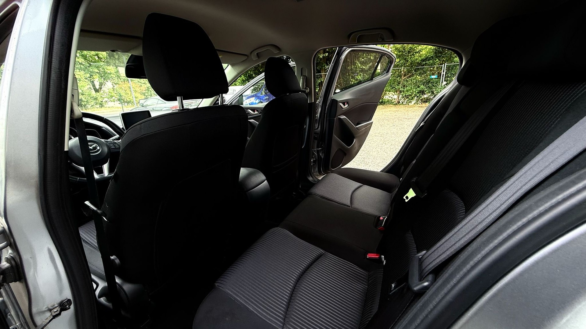 MAZDA 3 2.0 16V Ambition Plus-image-9