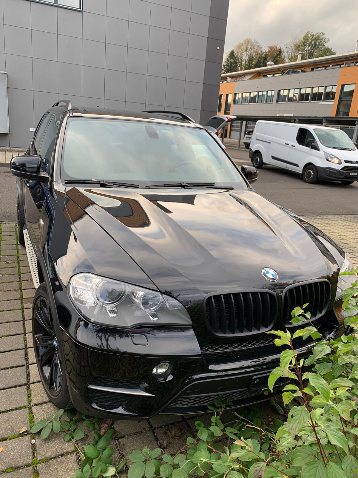 BMW X5-image-1