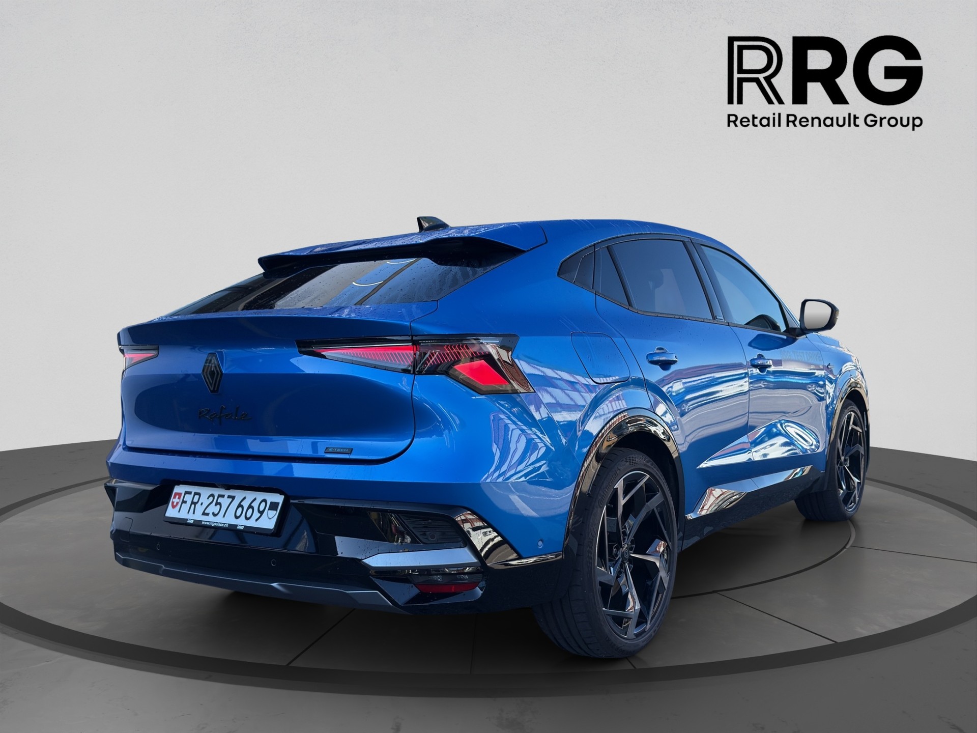 RENAULT Rafale 1.2 E-Tech Plug-in Hybrid 300 4x4 Atelier Alpine-image-2