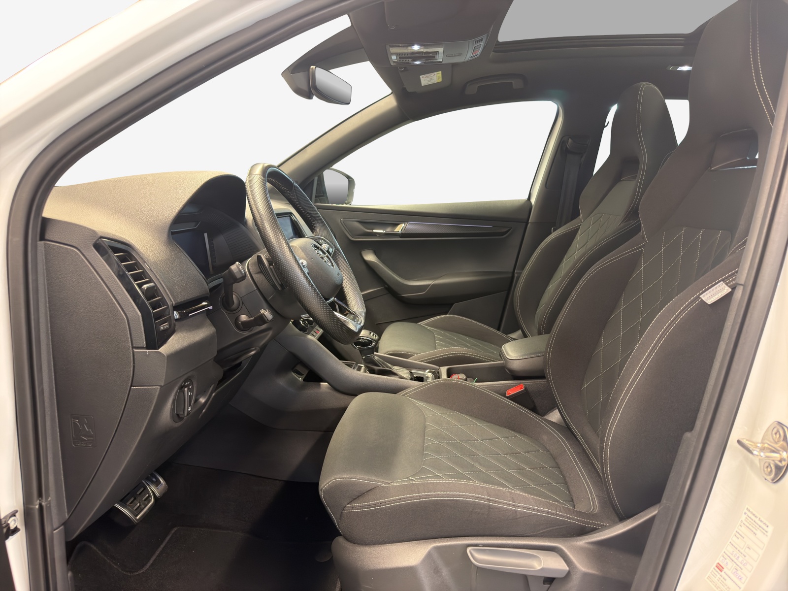 SKODA Karoq 2.0 TDI CR Sport Line 4x4 DSG-image-7