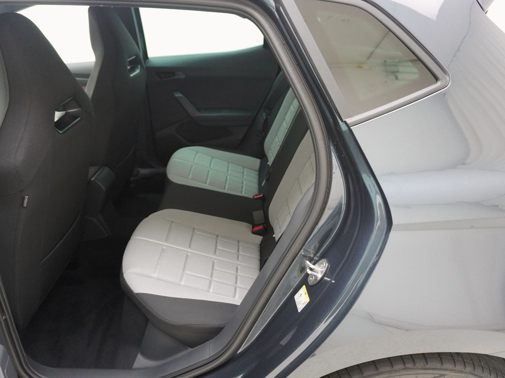 SEAT Ibiza 1.5 TSI FR DSG-image-13