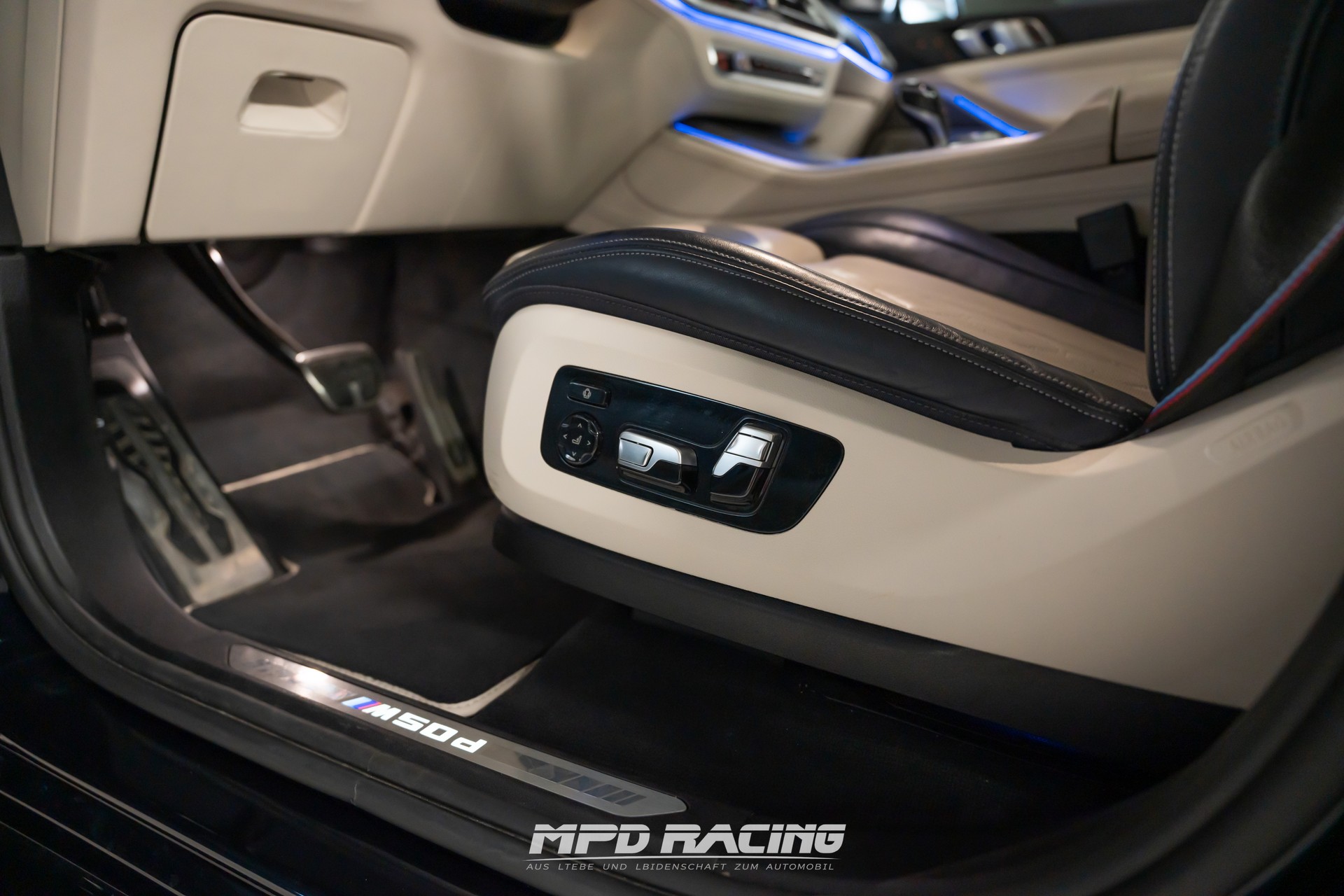 BMW X5 xDrive M50d Steptronic-image-15