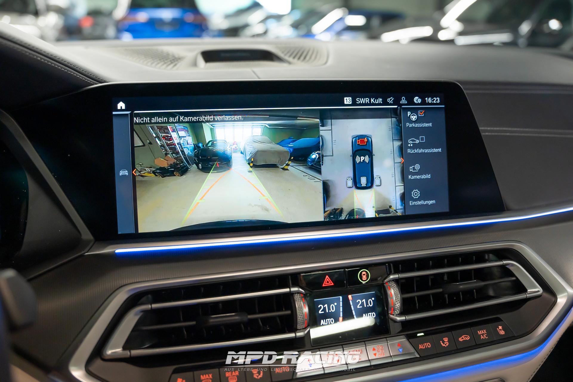 BMW X5 xDrive M50d Steptronic-image-30