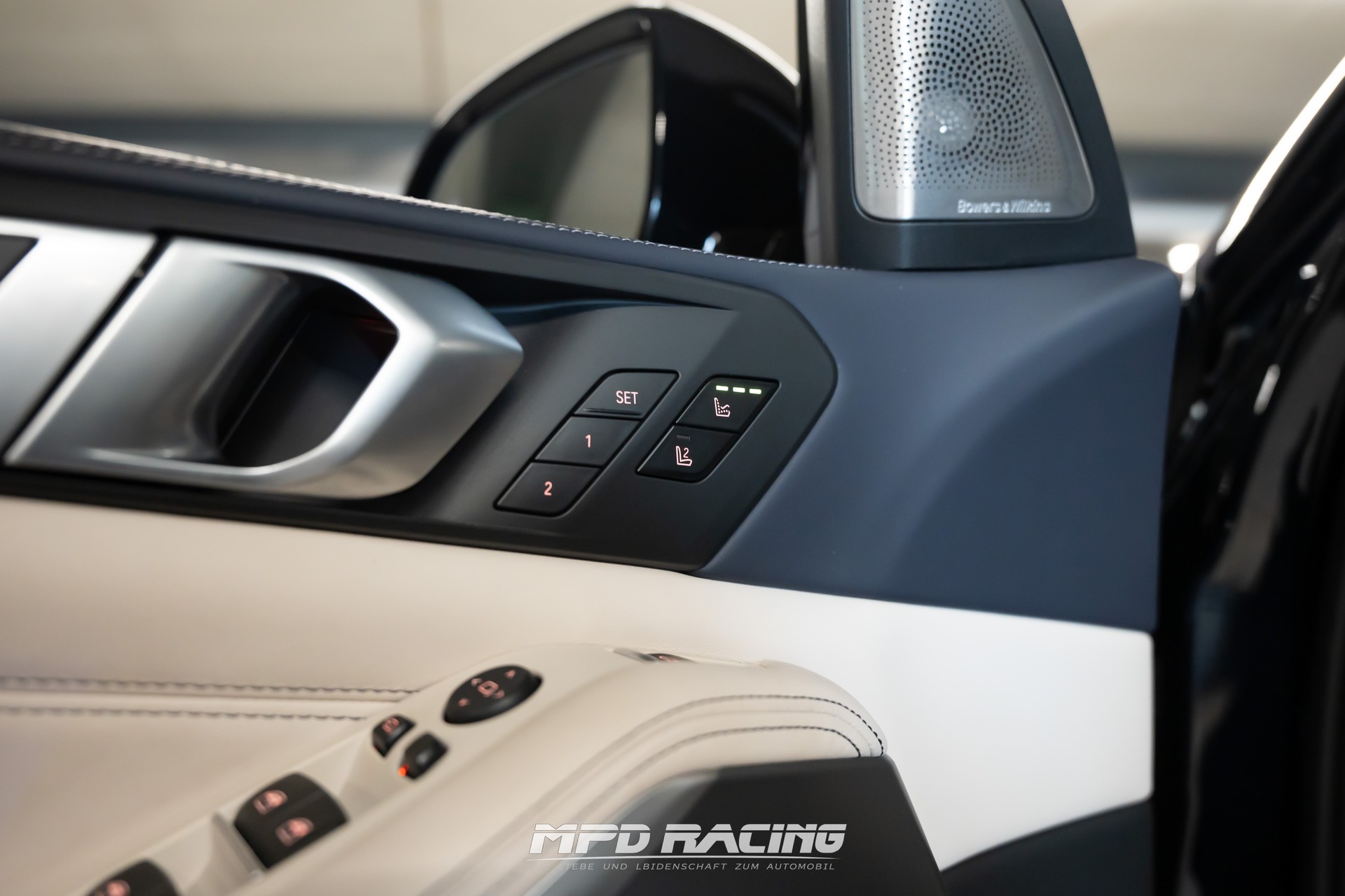 BMW X5 xDrive M50d Steptronic-image-13