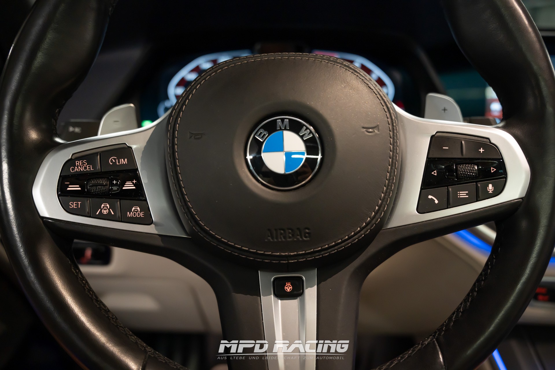 BMW X5 xDrive M50d Steptronic-image-19