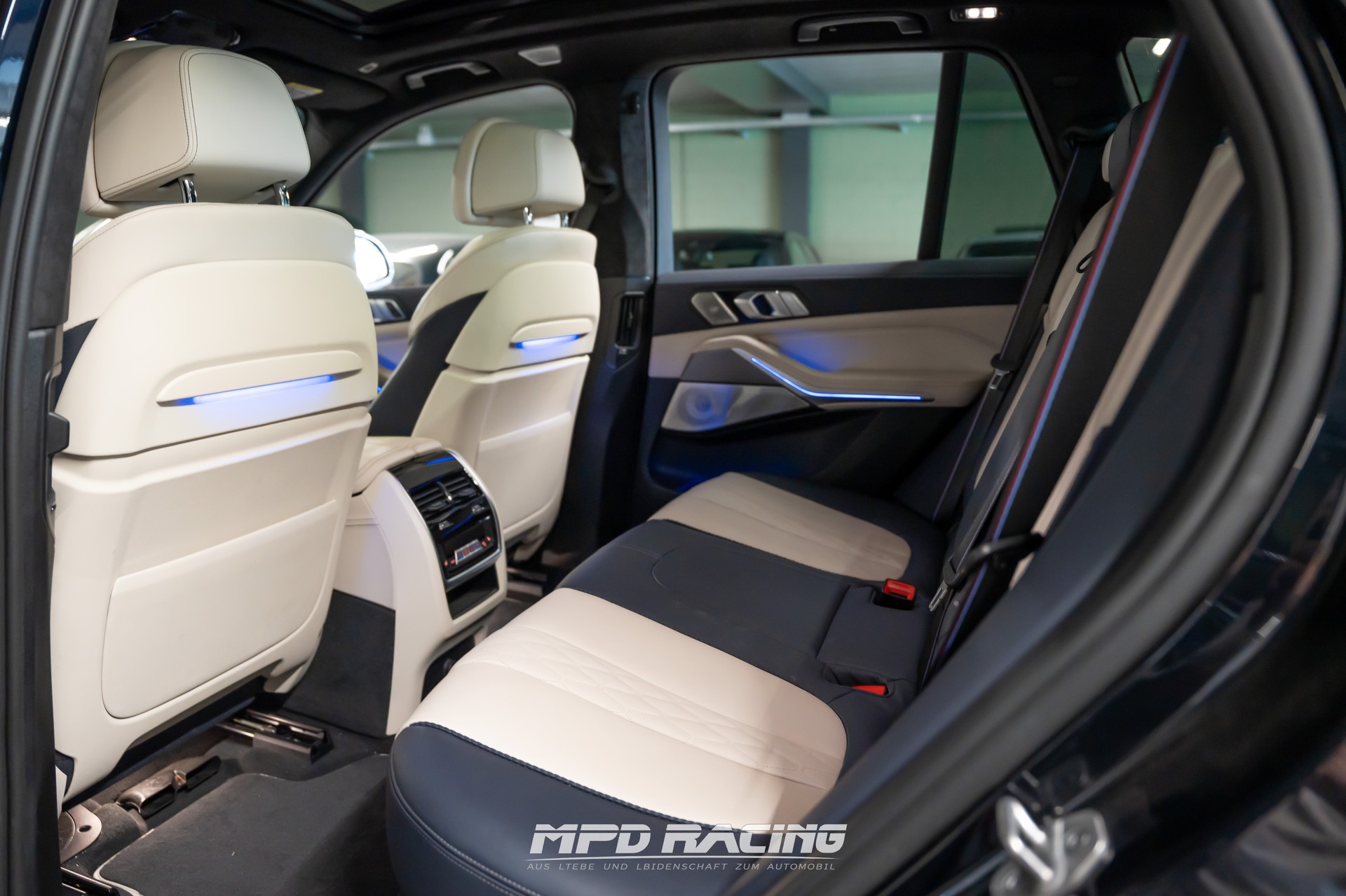 BMW X5 xDrive M50d Steptronic-image-39