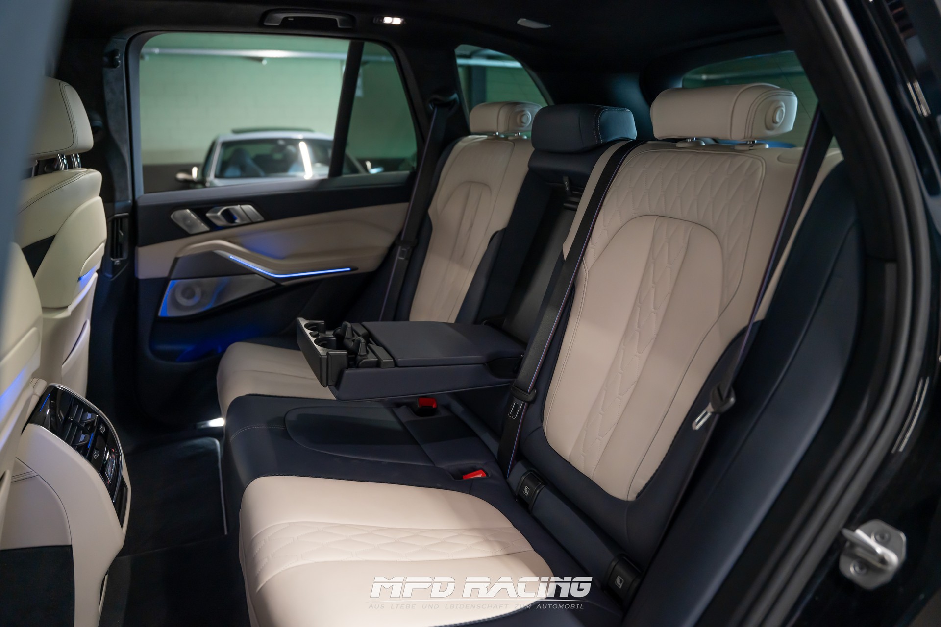 BMW X5 xDrive M50d Steptronic-image-38