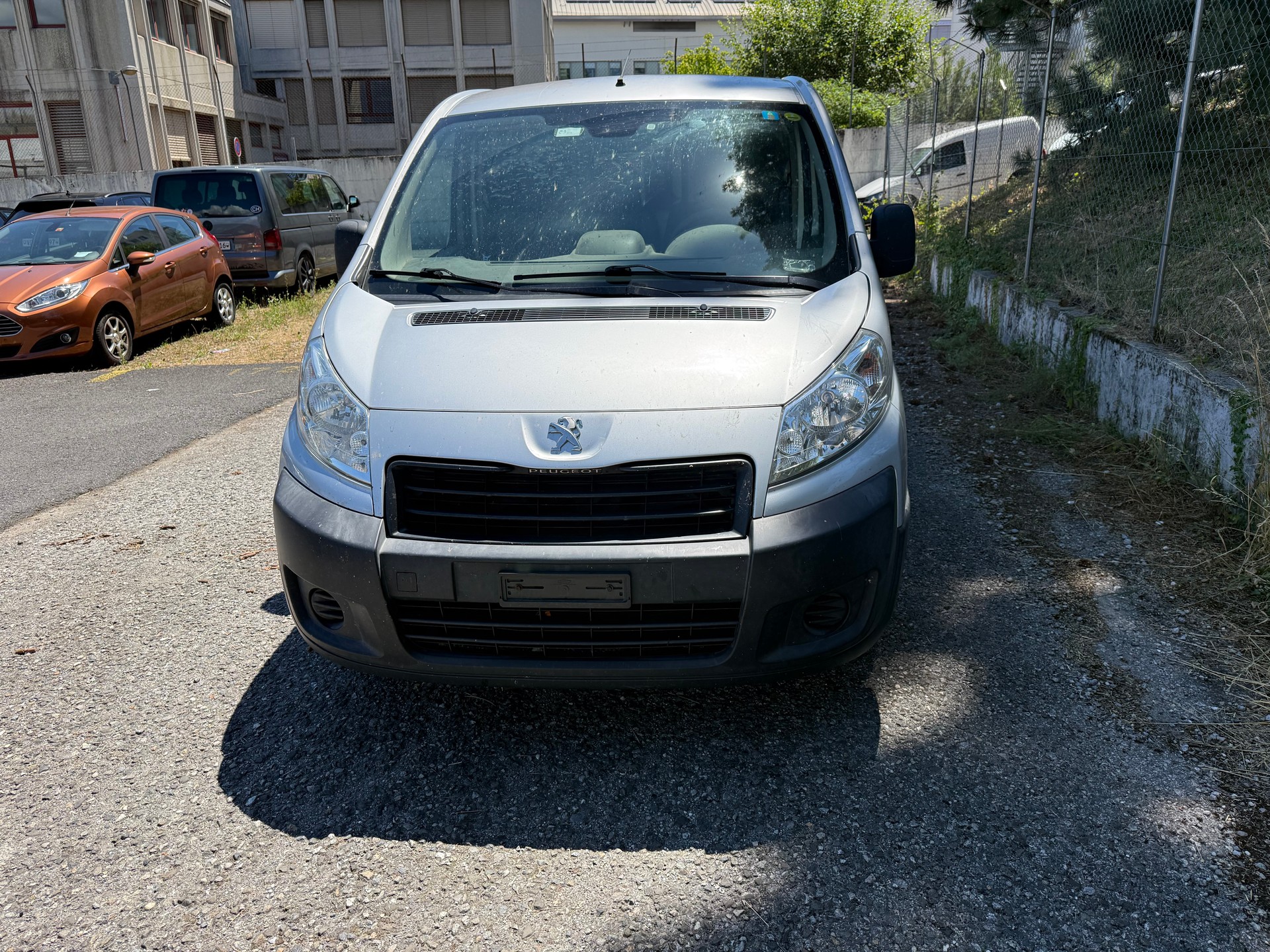 PEUGEOT Expert 2.0 HDi 229 L2H1-image-0