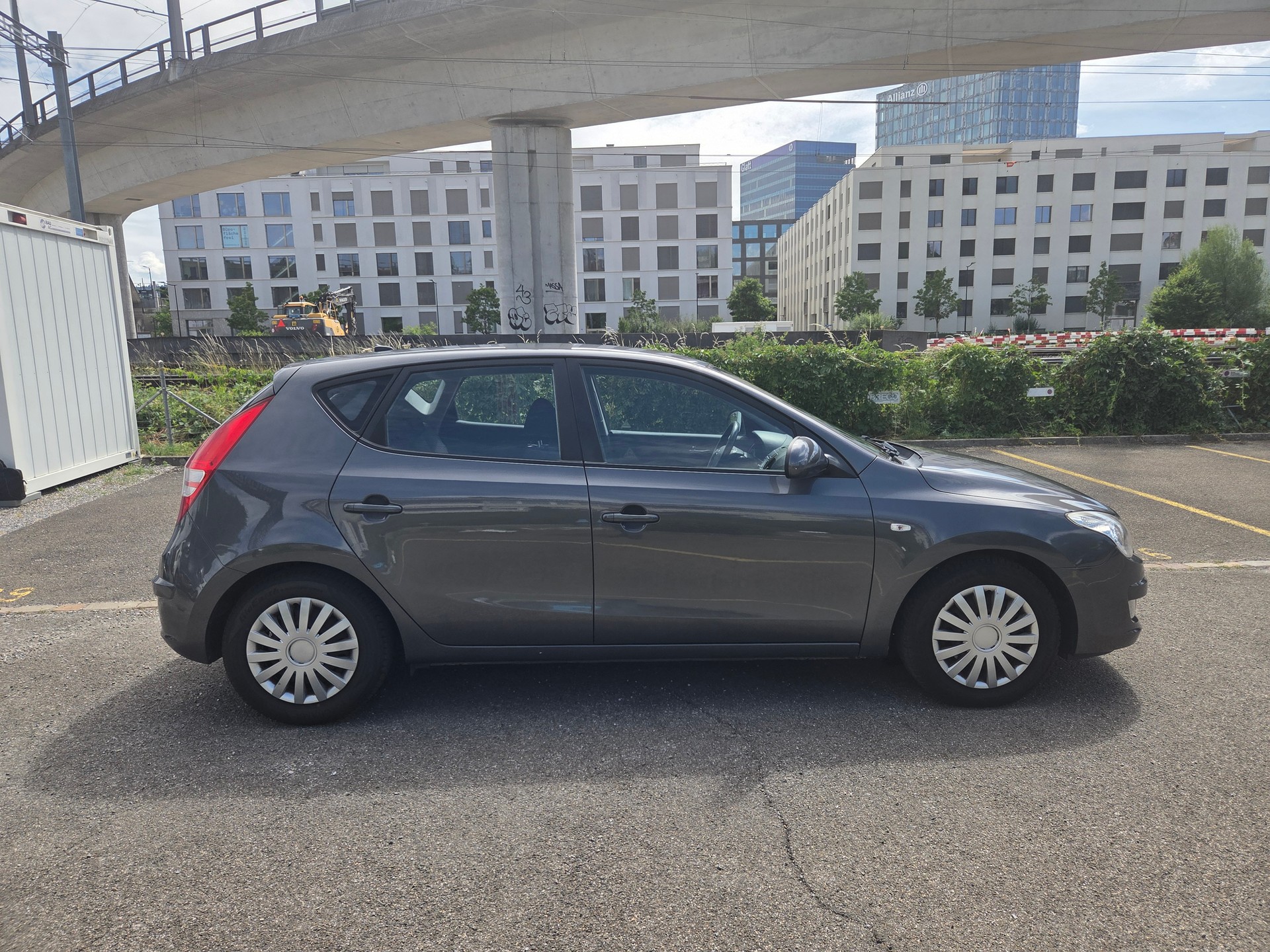 HYUNDAI i30 1.6 CRDi Style-image-4