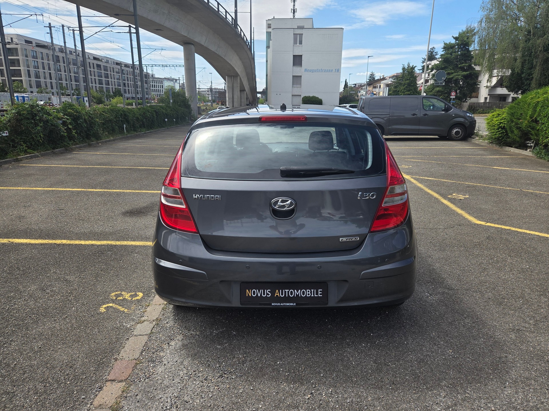 HYUNDAI i30 1.6 CRDi Style-image-2