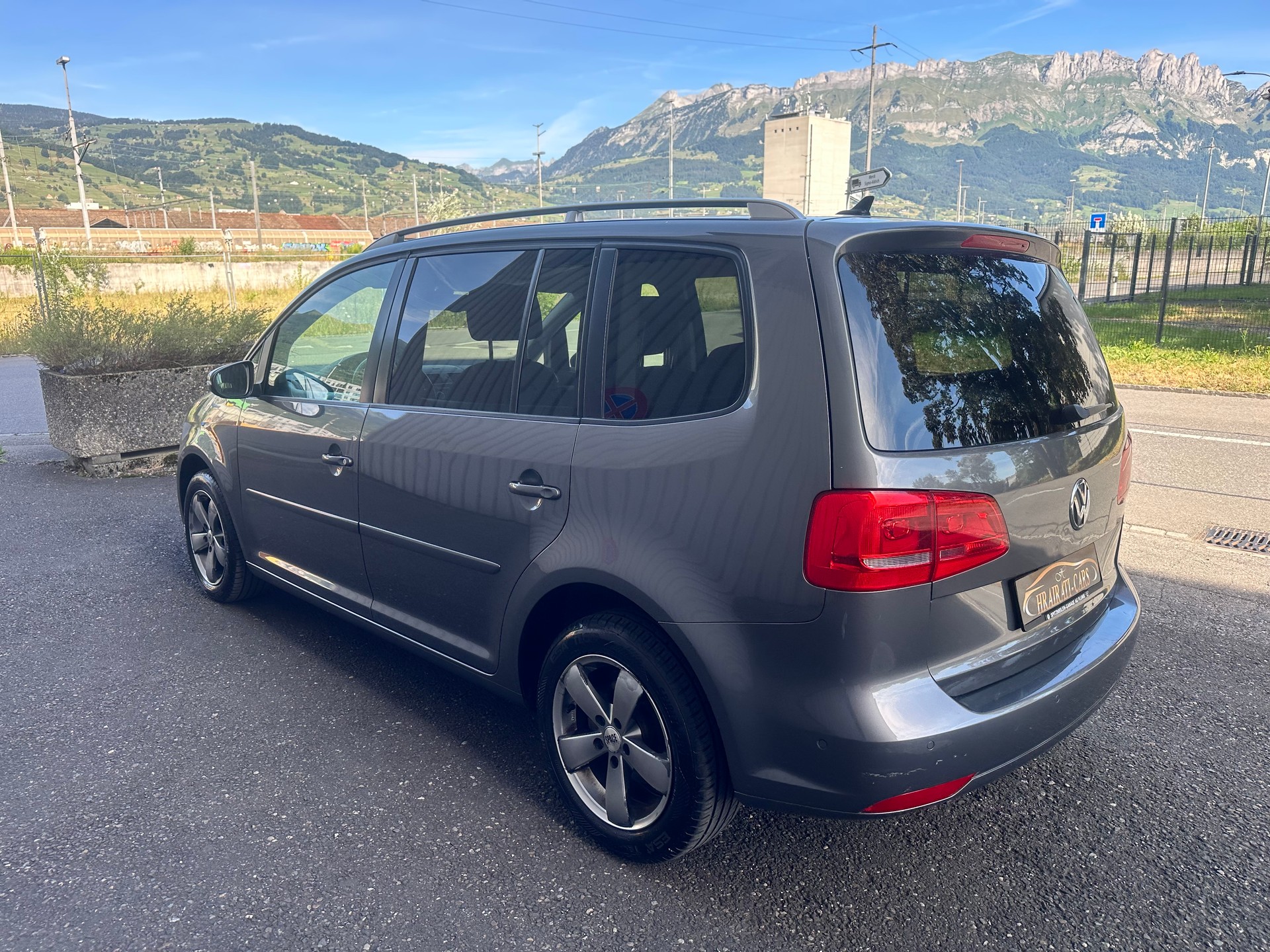 VW Touran 1.4 TSI Comfortline DSG-image-3