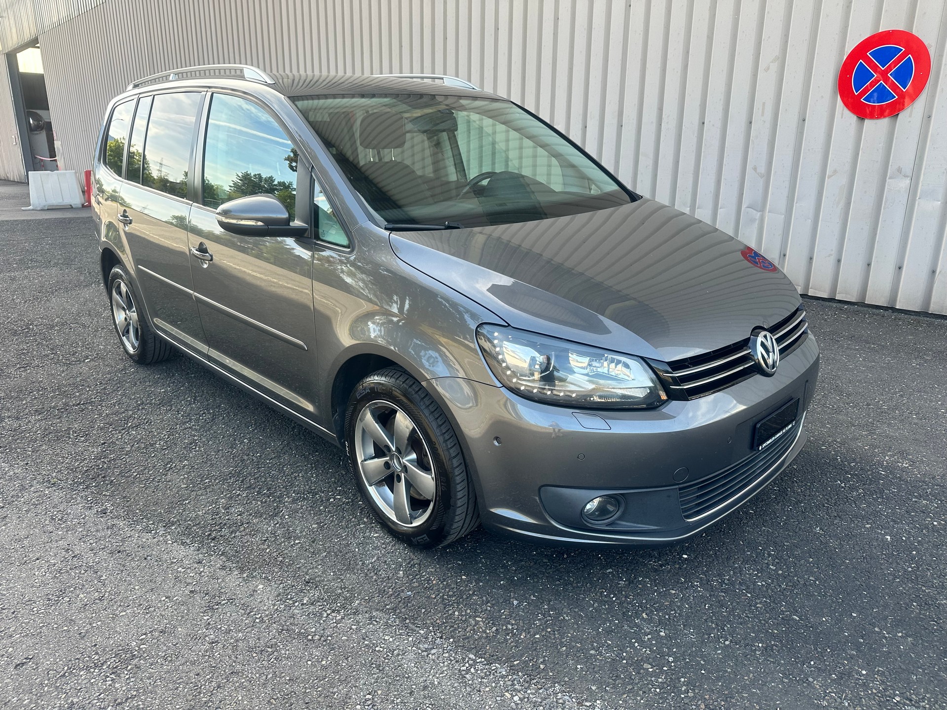 VW Touran 1.4 TSI Comfortline DSG-image-1