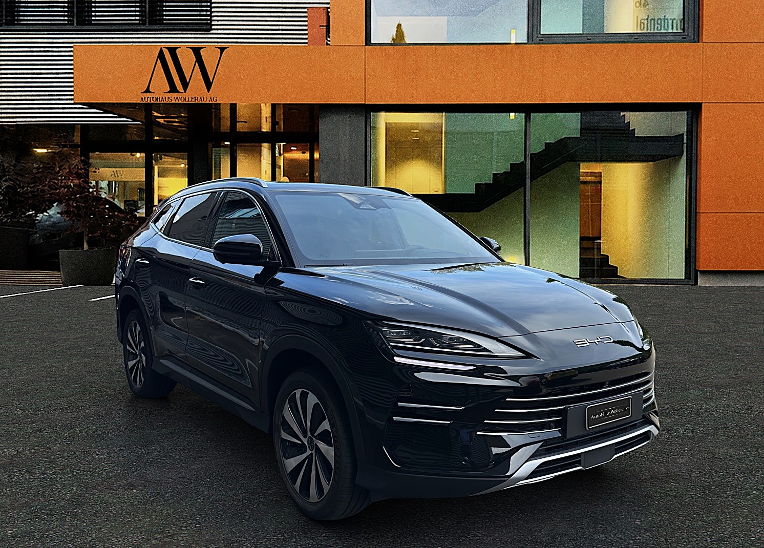 BYD Seal U DM-i Design AWD / Voll Ausstattung-image-6