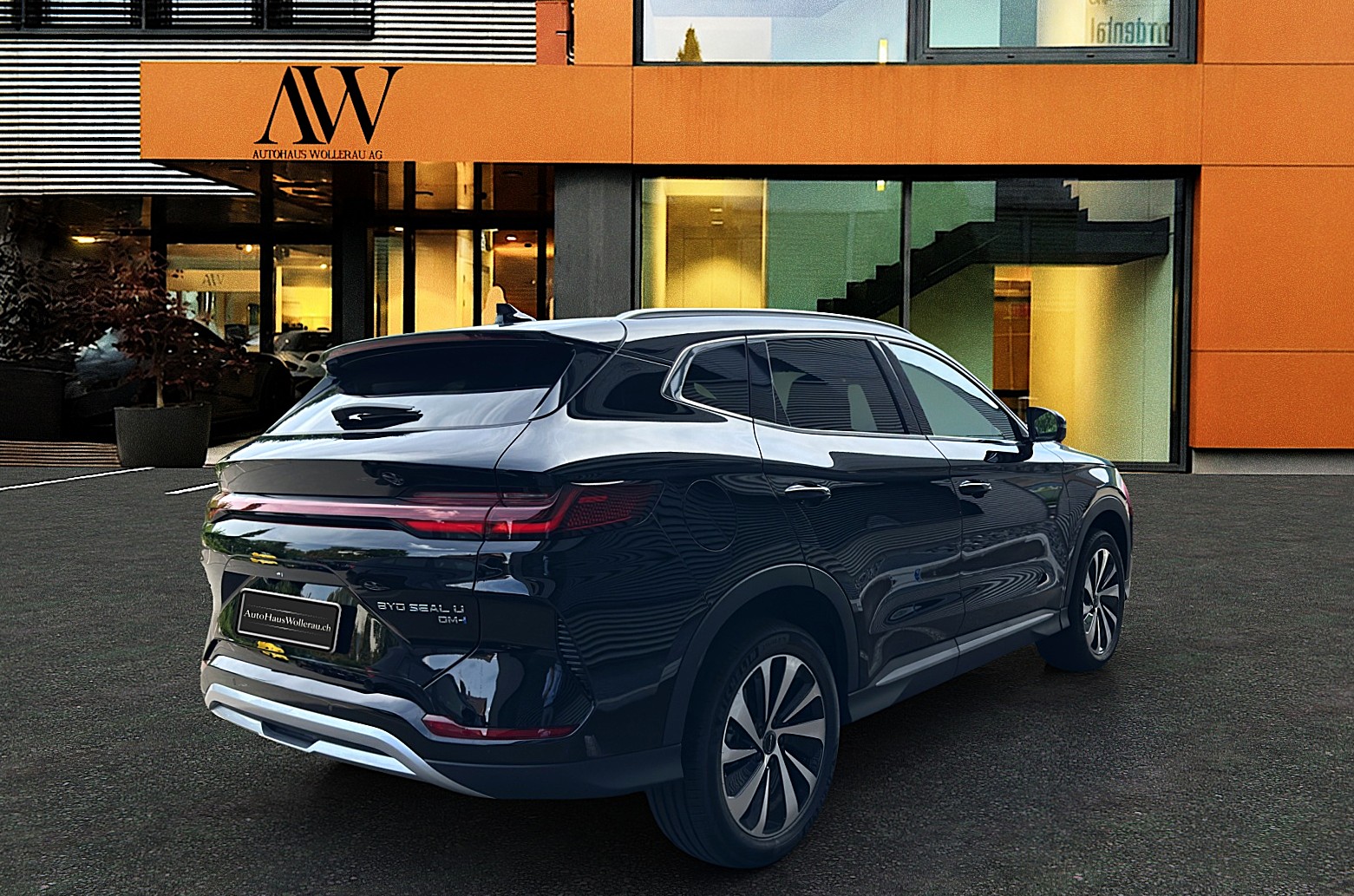 BYD Seal U DM-i Design AWD / Voll Ausstattung-image-5