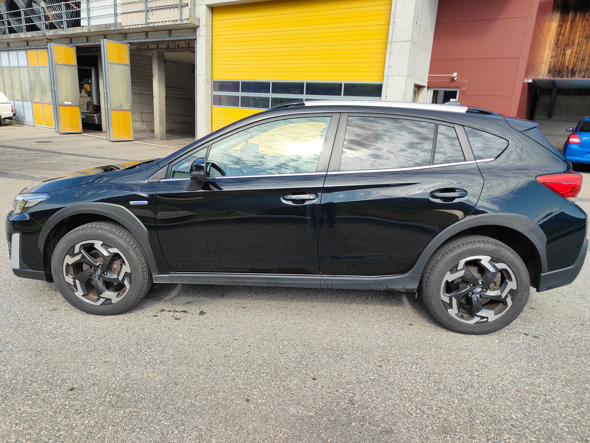 SUBARU XV 2.0 e-Boxer Swiss Plus AWD Lineartronic-showroom-element-1