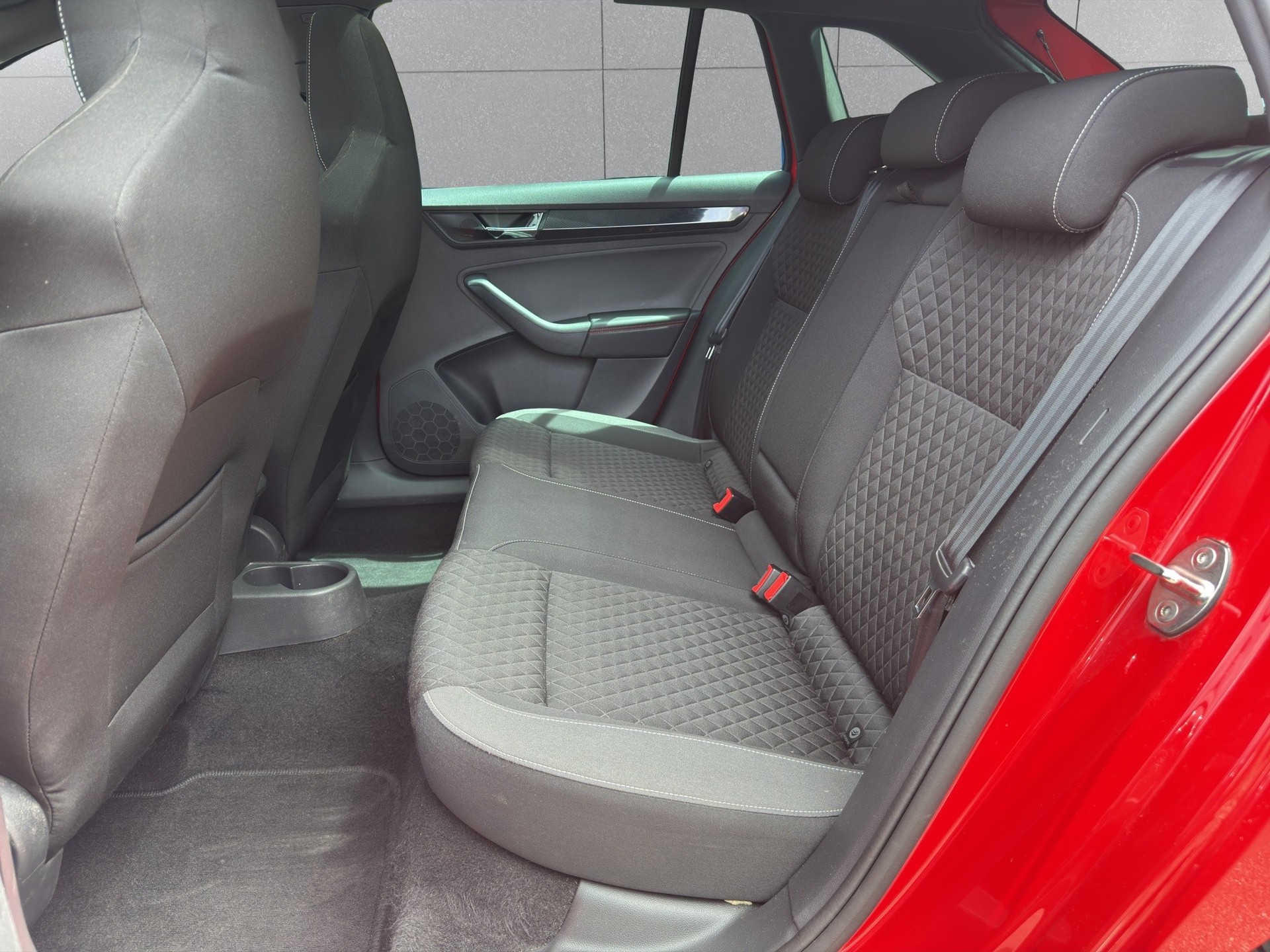 SKODA Rapid Spaceback 1.0 TSI Monte Carlo DSG-image-7