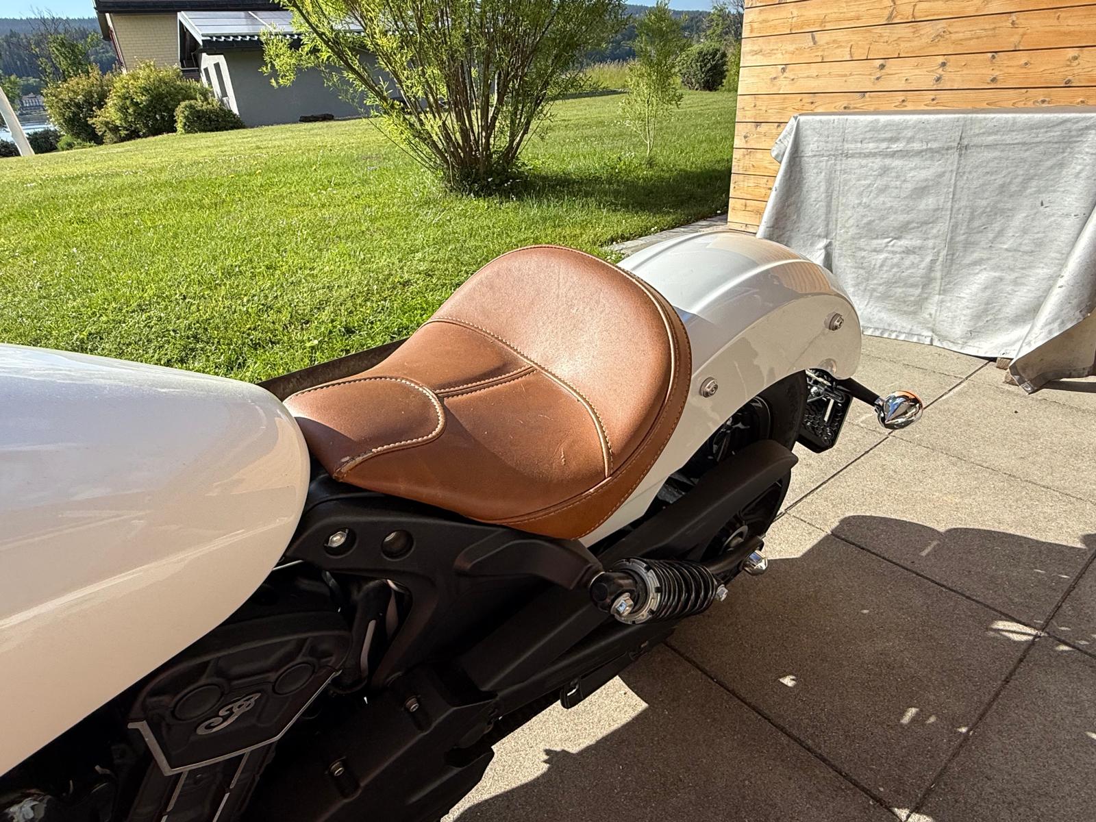 INDIAN Scout Sixty ABS-image-11