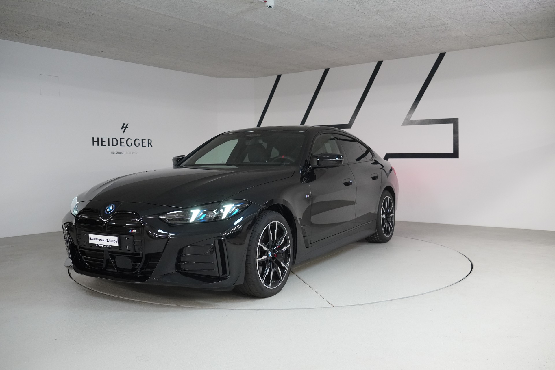 BMW i4 M60 M Sport Pro-image-0