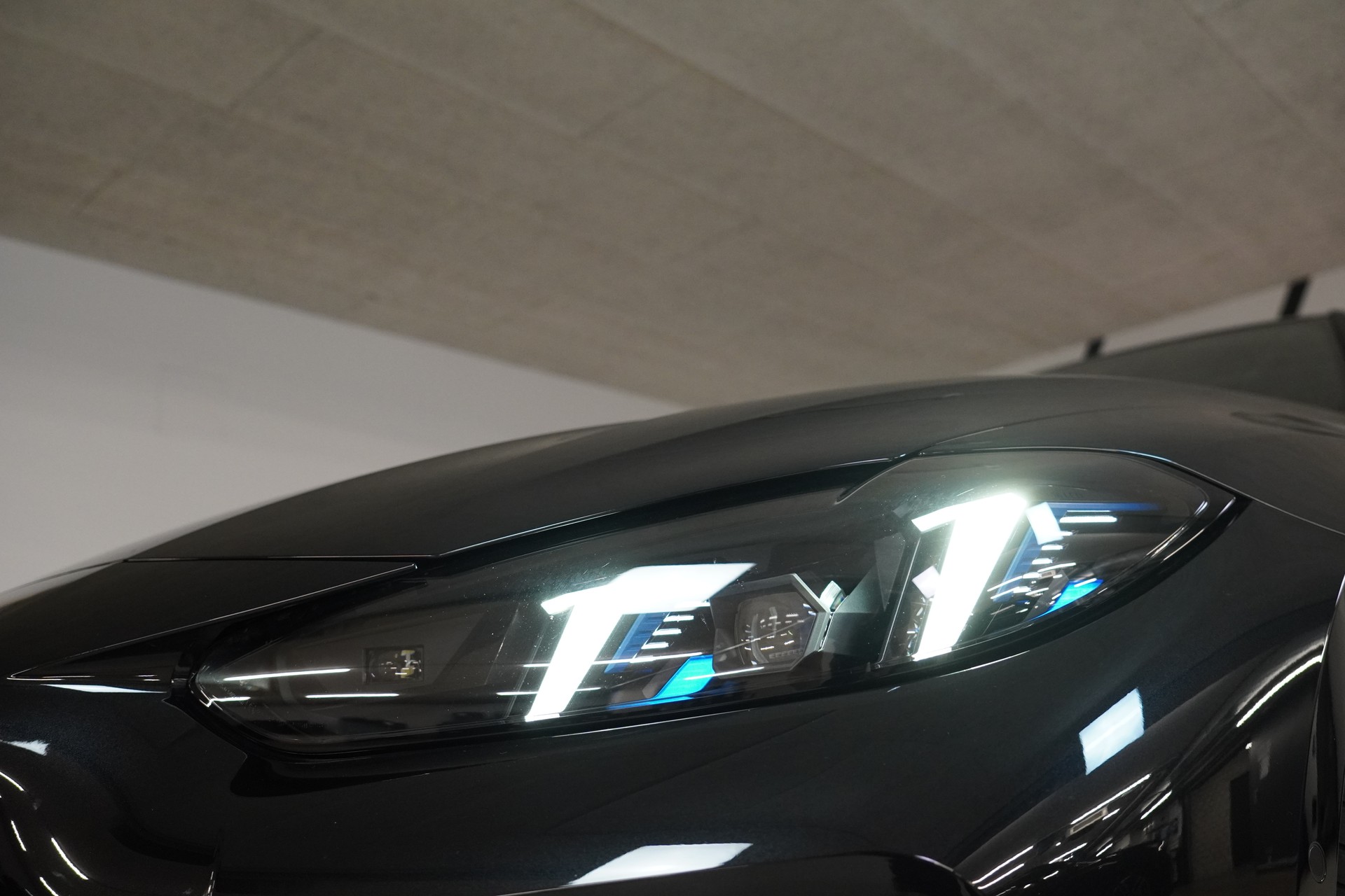 BMW i4 M60 M Sport Pro-image-8