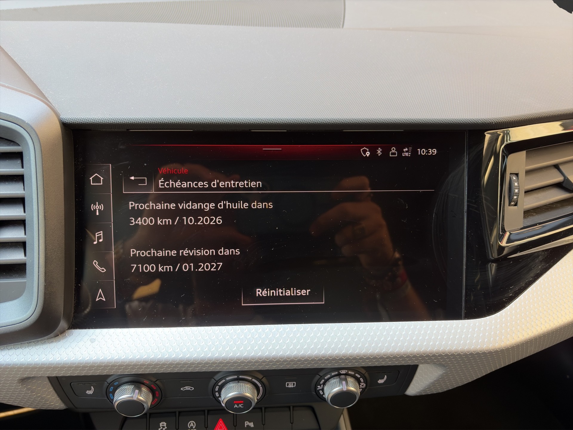 AUDI A1 allstreet 30 TFSI Attraction S-tronic-image-23