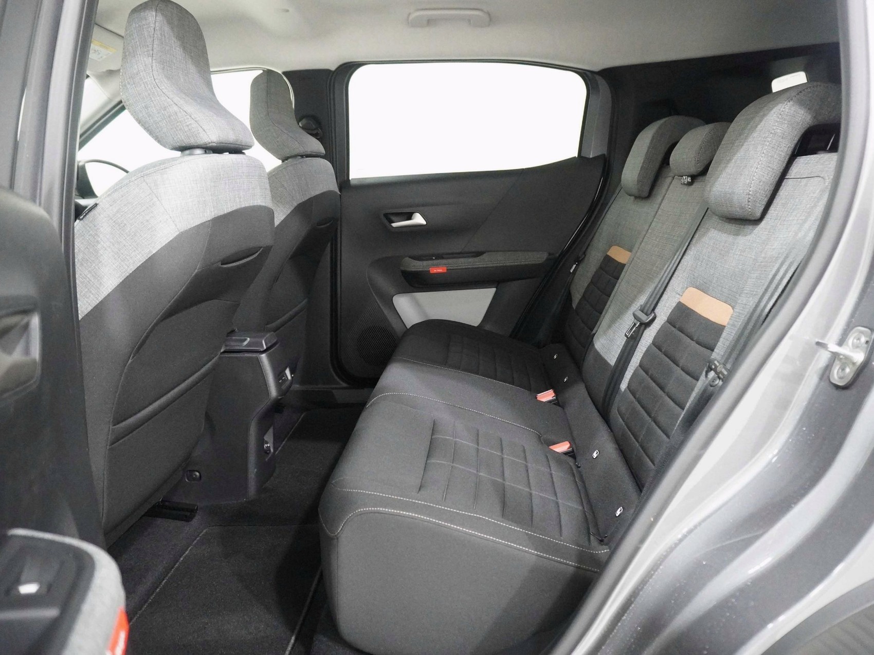 CITROEN C3 Aircross e-You+-image-16