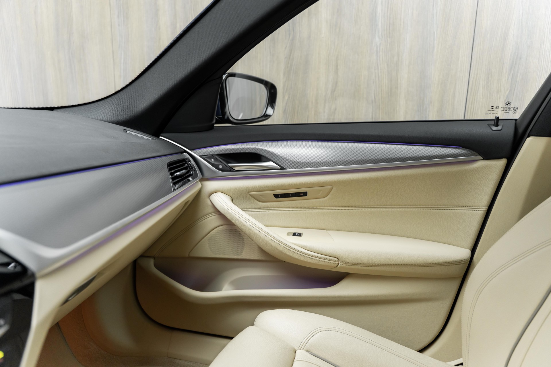 BMW 540d xDrive Touring Steptronic-image-19