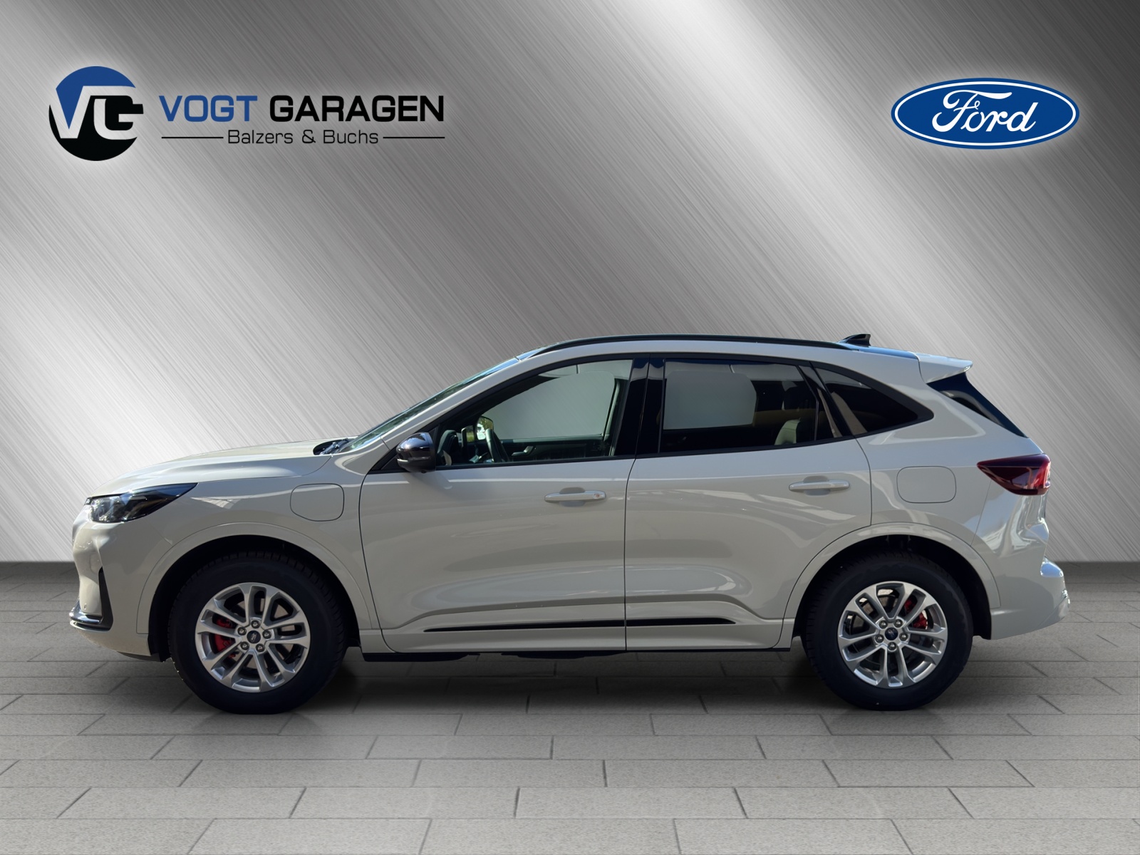 FORD Kuga 2.5 Plug-in Hybrid Sound Edition-showroom-element-2