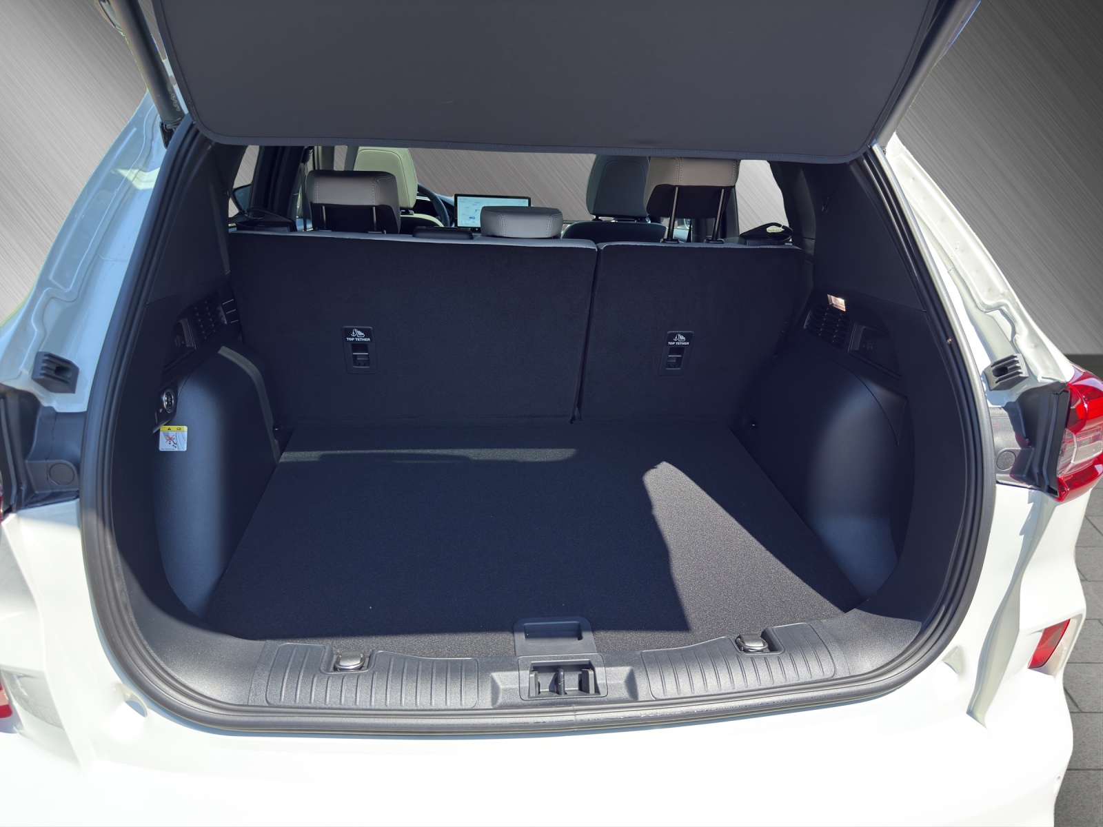 FORD Kuga 2.5 Plug-in Hybrid Sound Edition-image-7