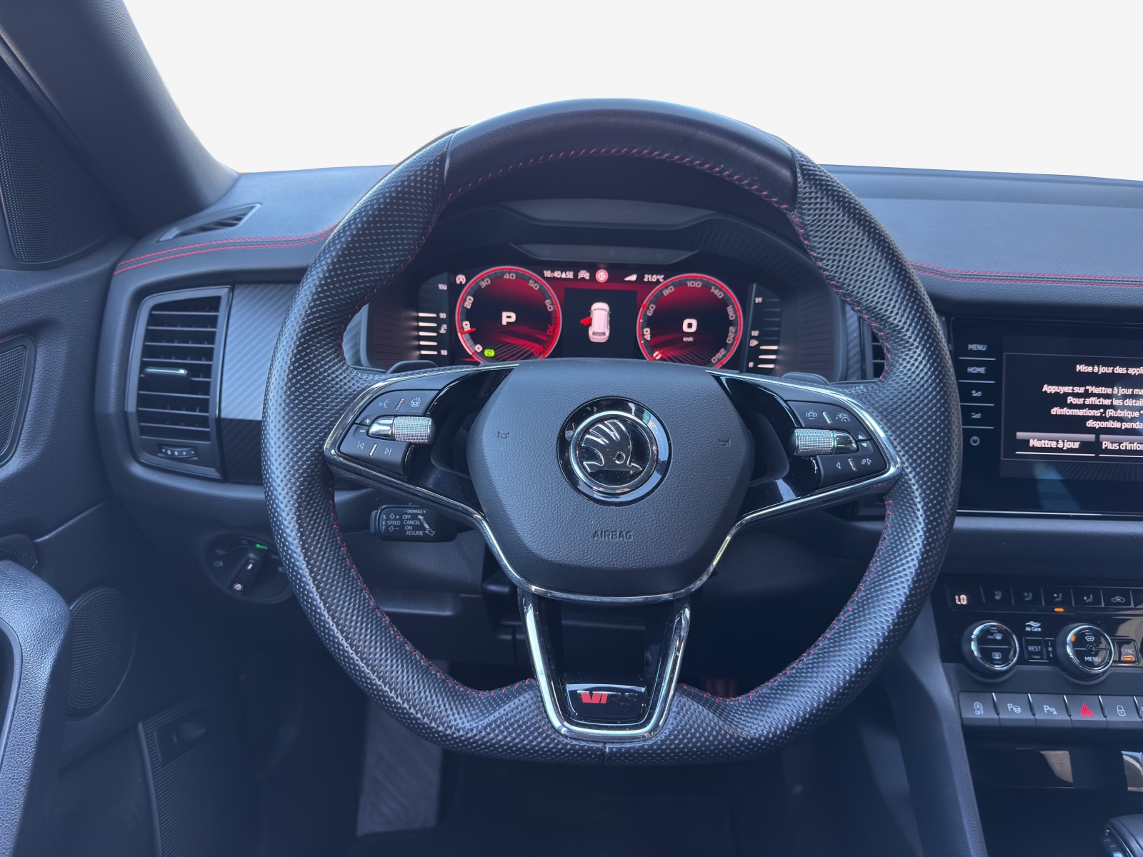 SKODA Kodiaq 2.0 TSI 4x4 RS-image-9