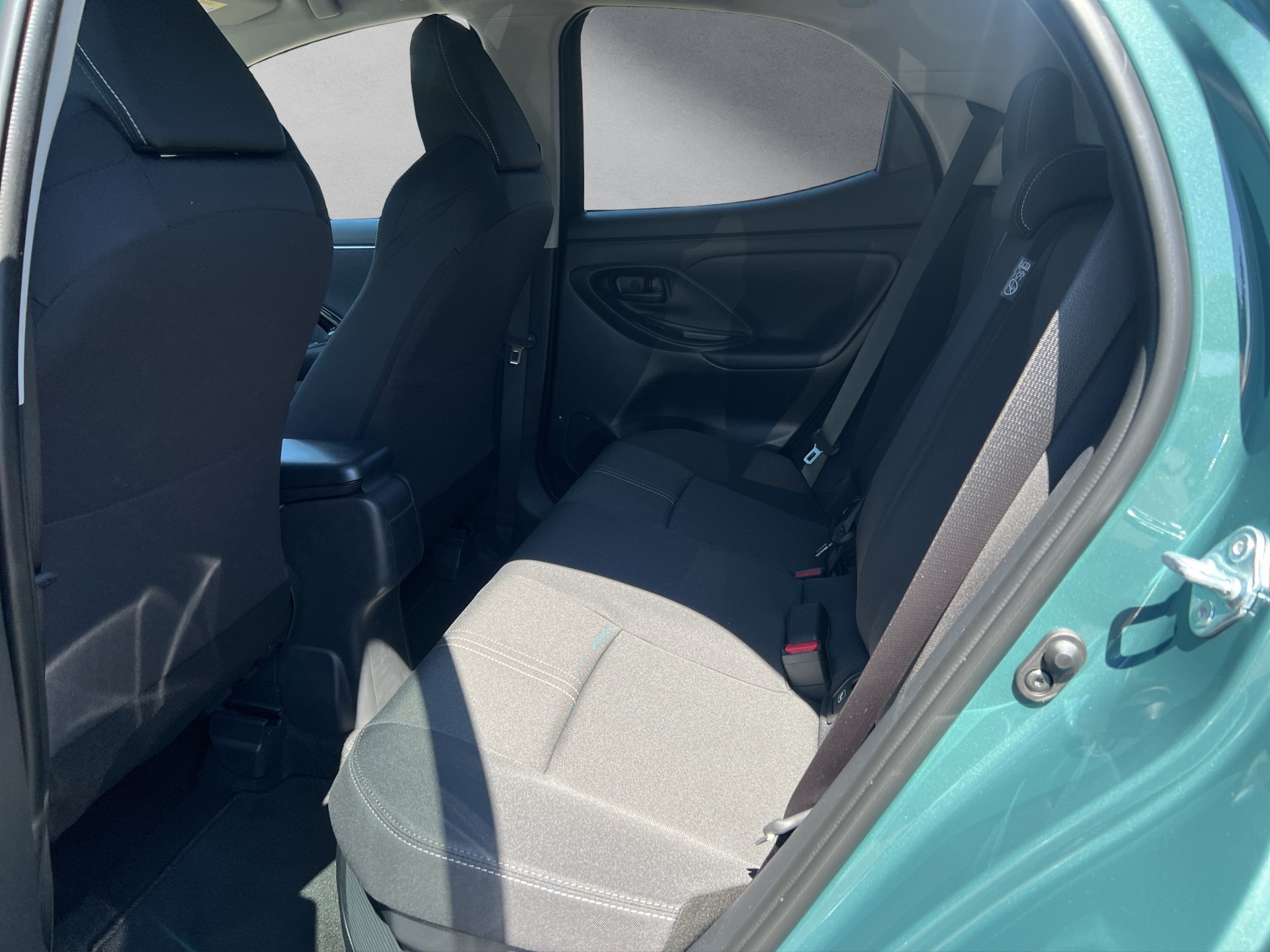 TOYOTA Yaris 1.5 VVT-i HSD Trend-image-8
