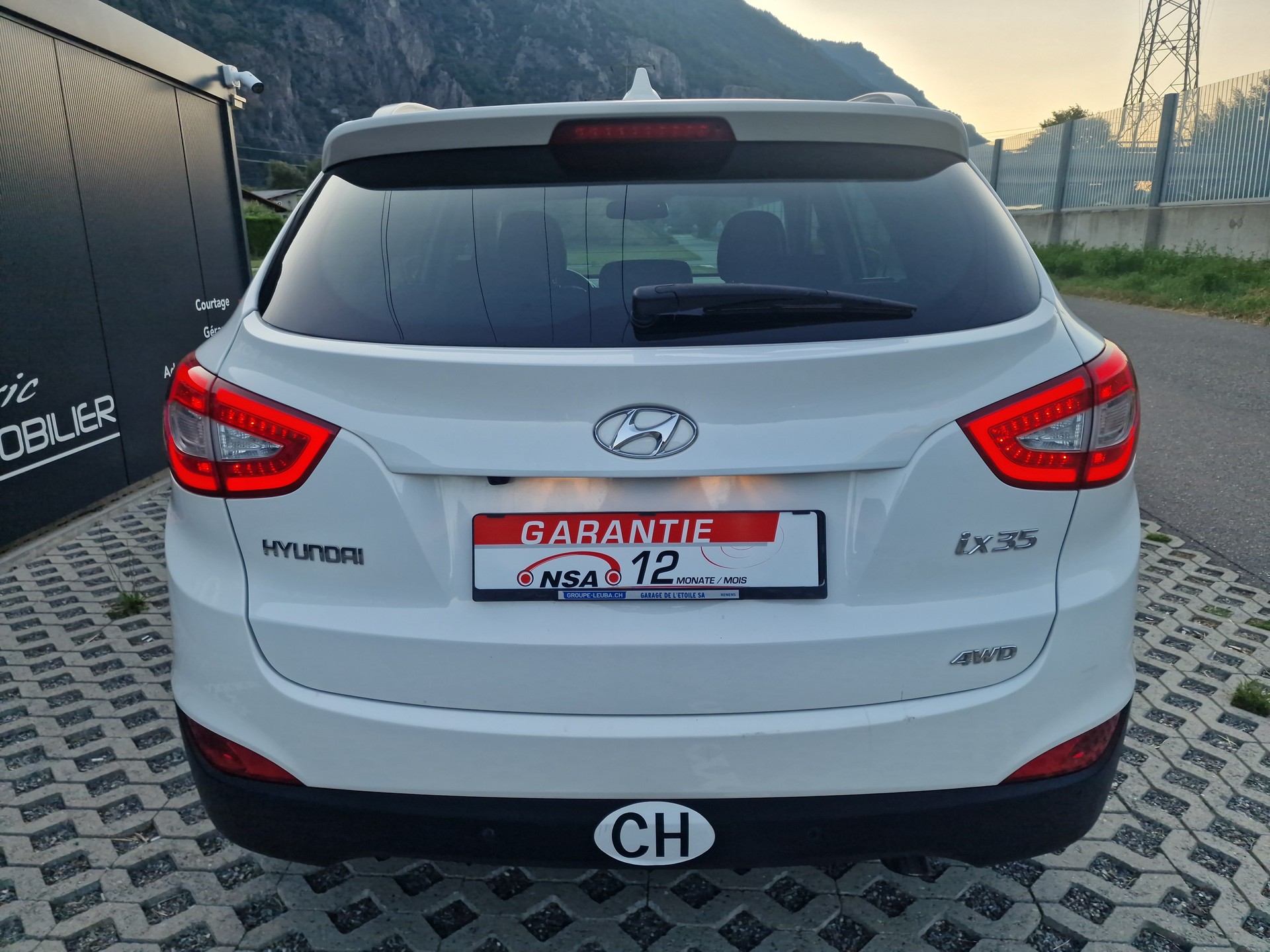 HYUNDAI iX 35 2.0 GDI Style 4WD Automatic-image-5