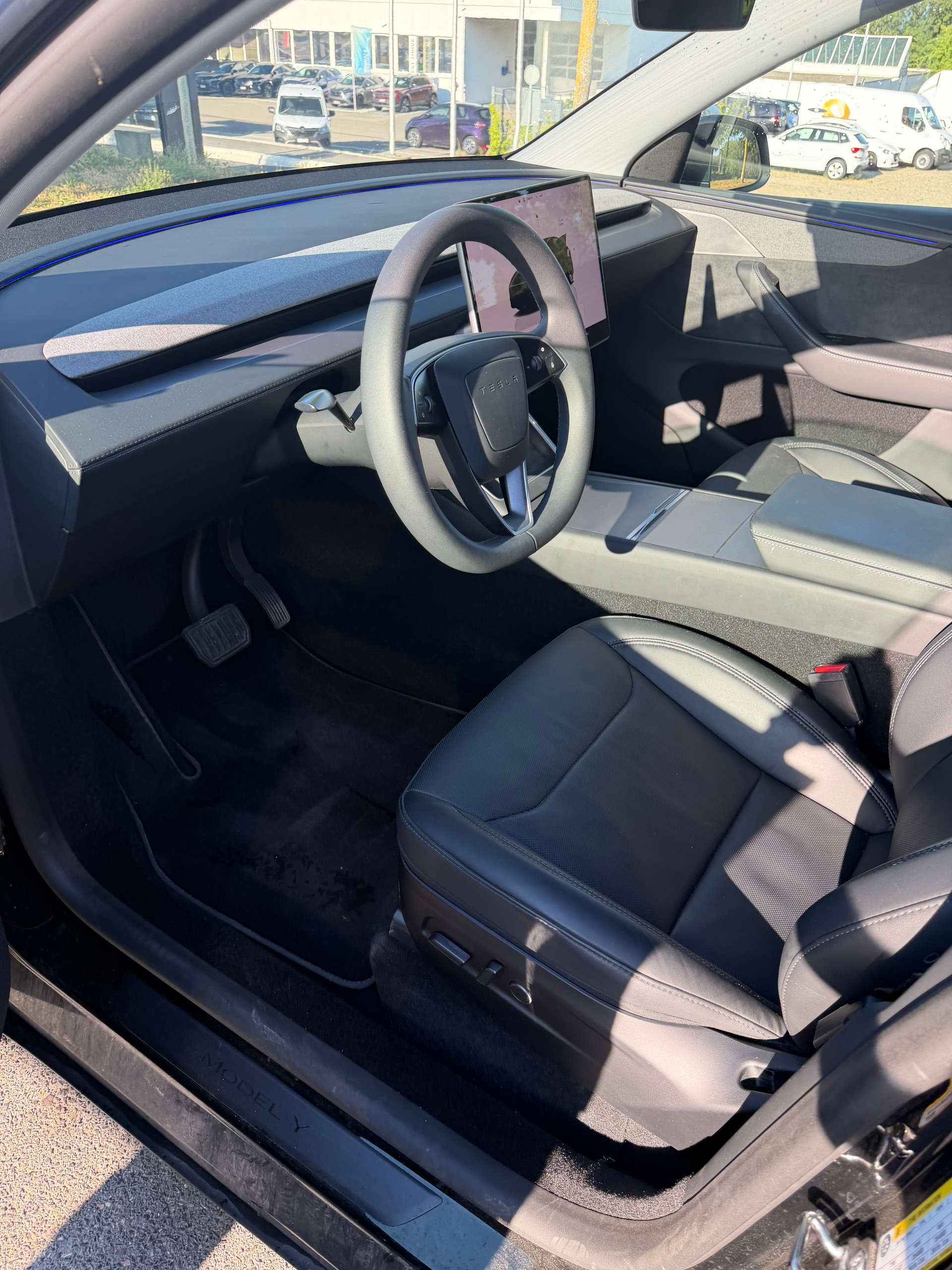 TESLA Long Range D-image-3