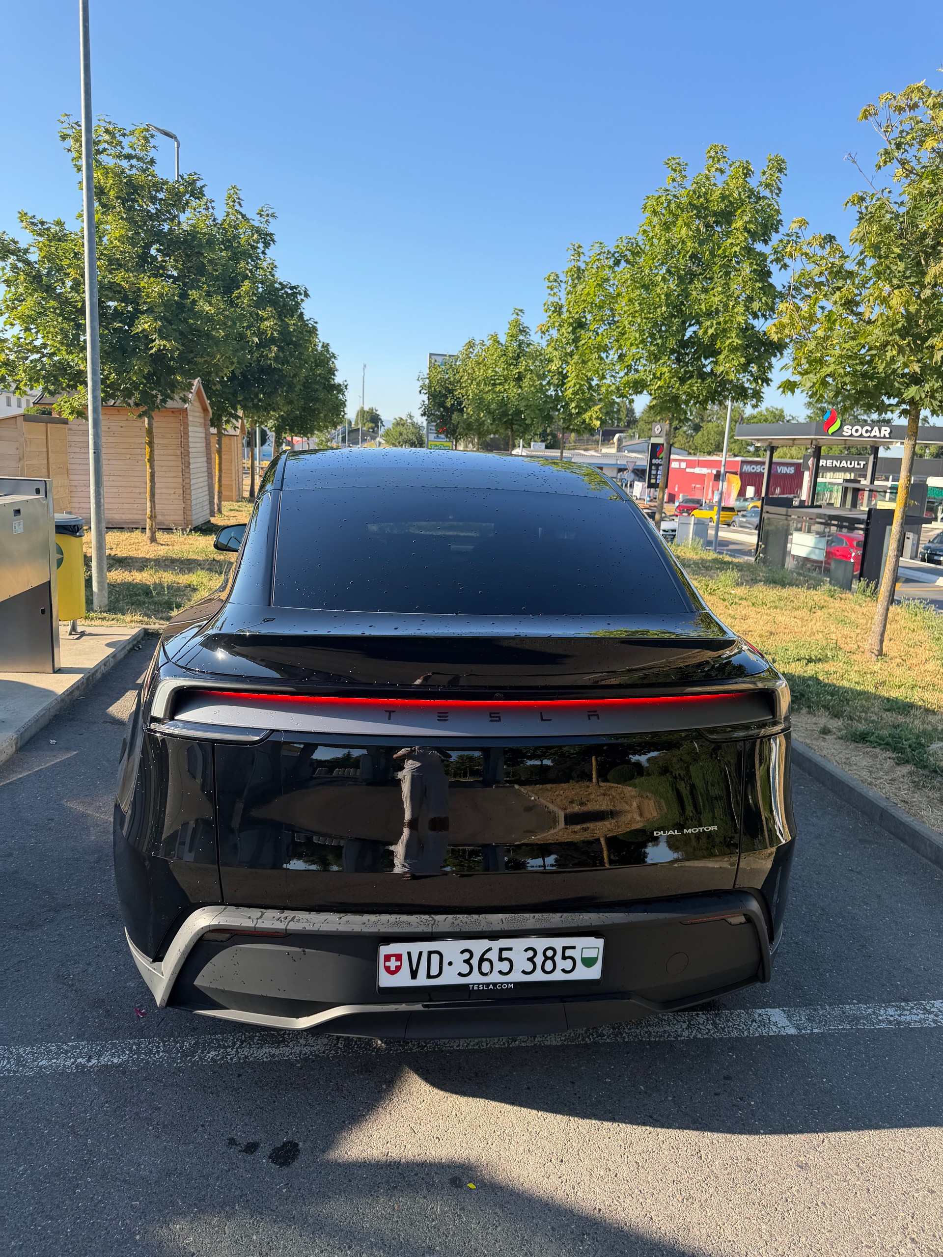 TESLA Long Range D-image-2