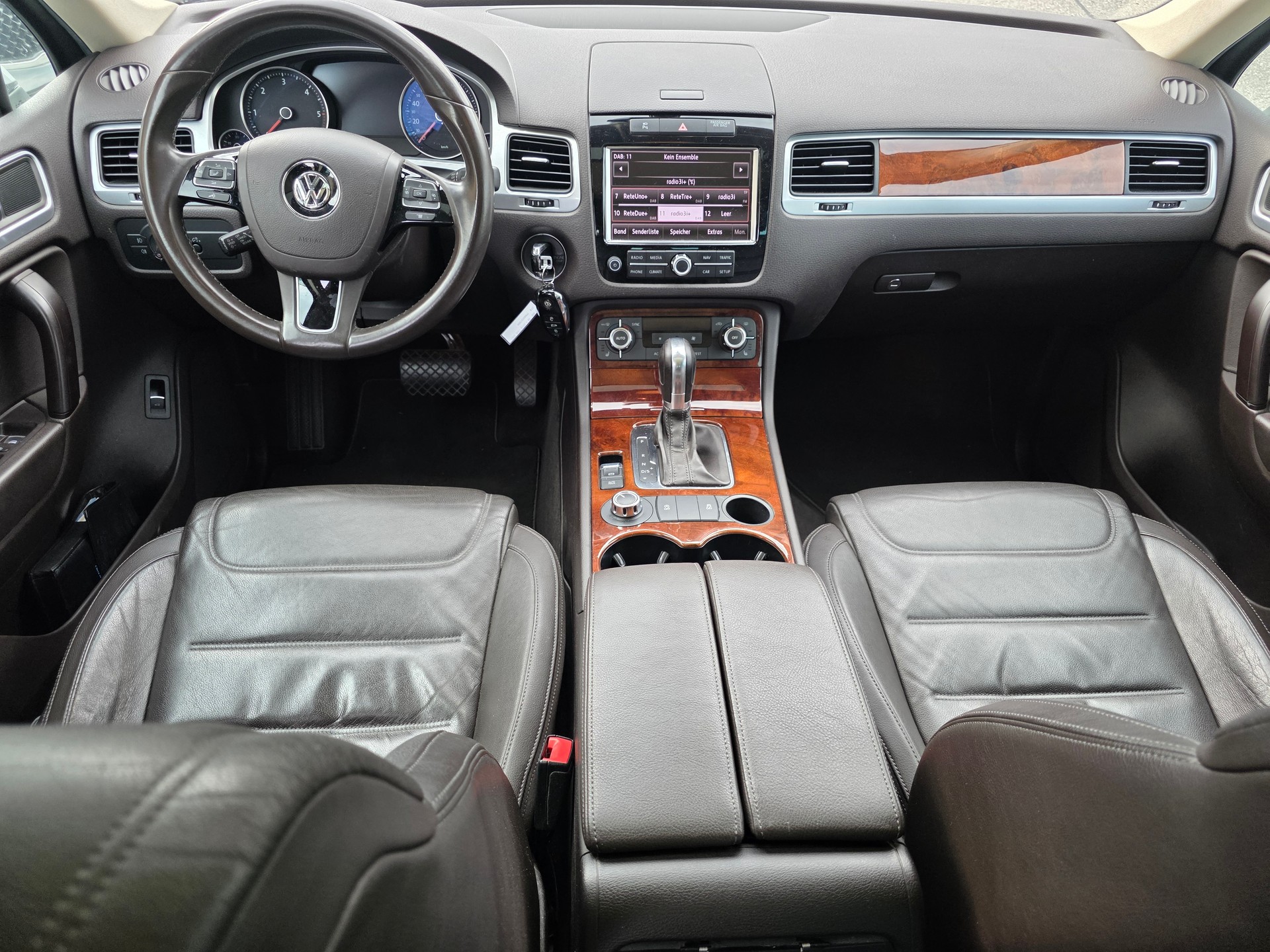 VW Touareg 3.0 TDI BMT Edition X Tiptronic-image-7