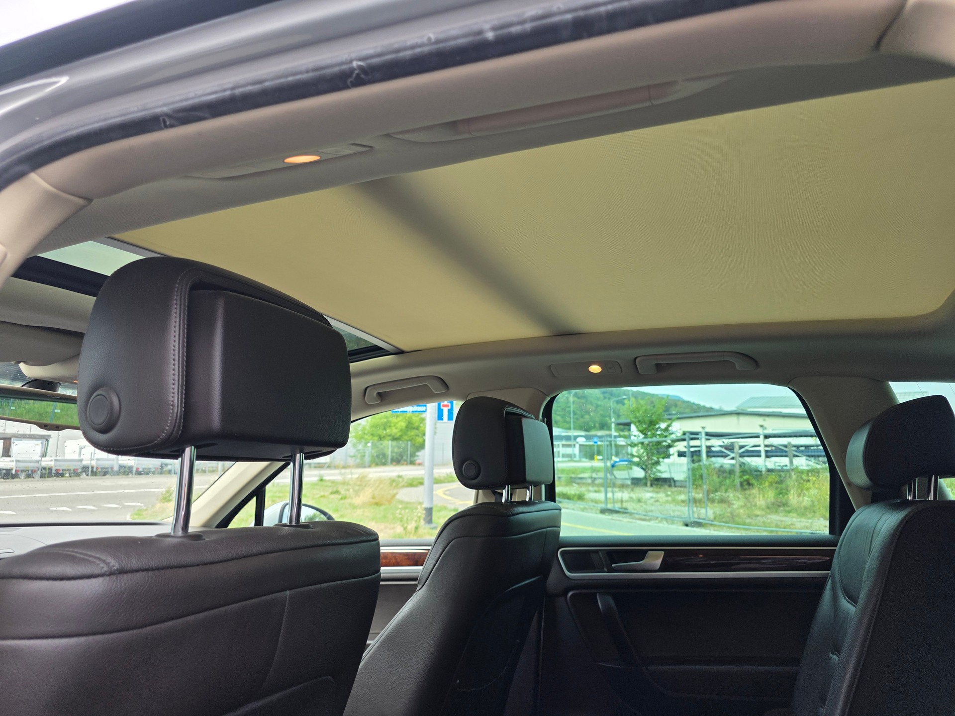 VW Touareg 3.0 TDI BMT Edition X Tiptronic-image-9