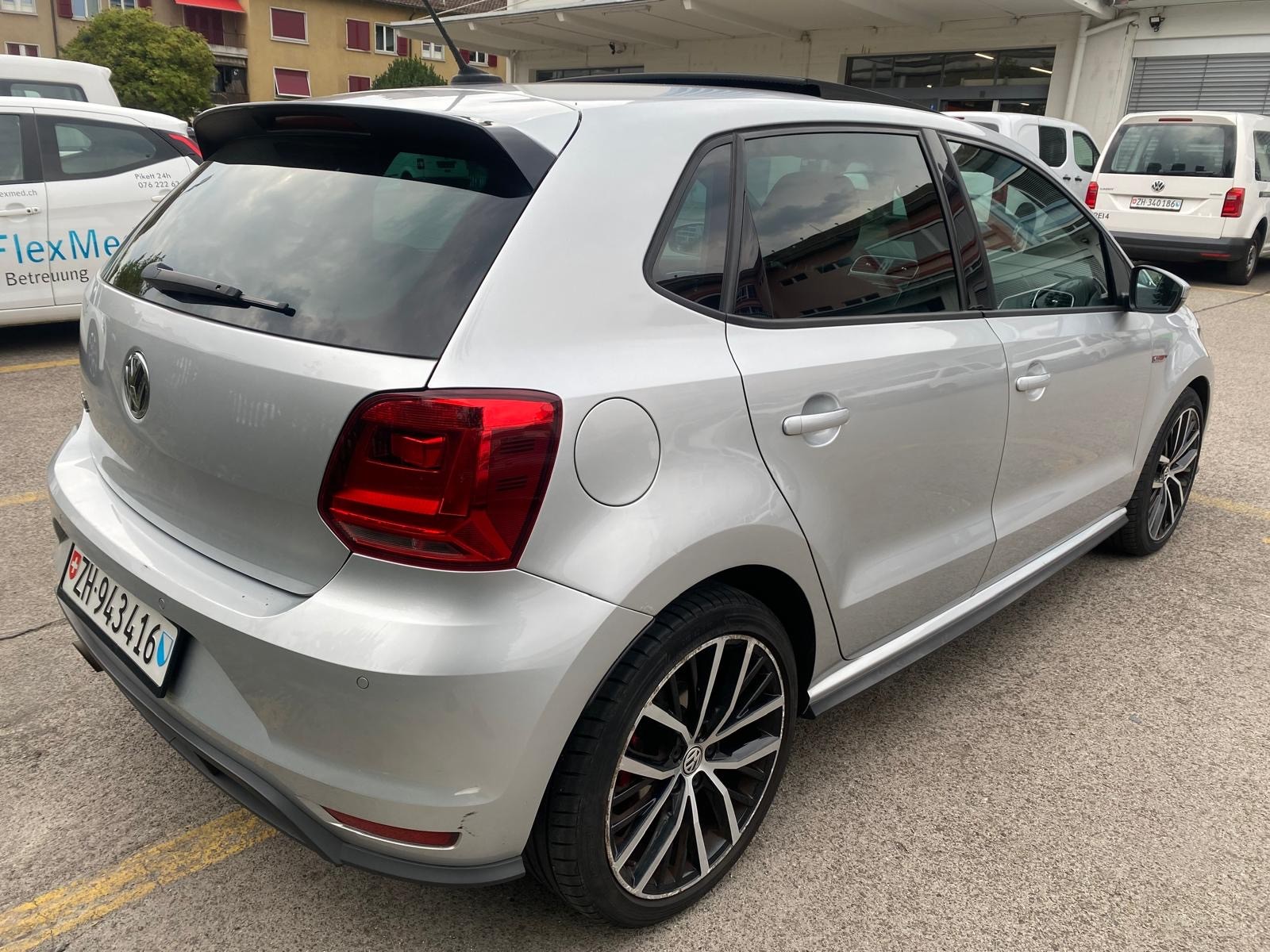 VW 1.8 TSI GTI DSG-image-3