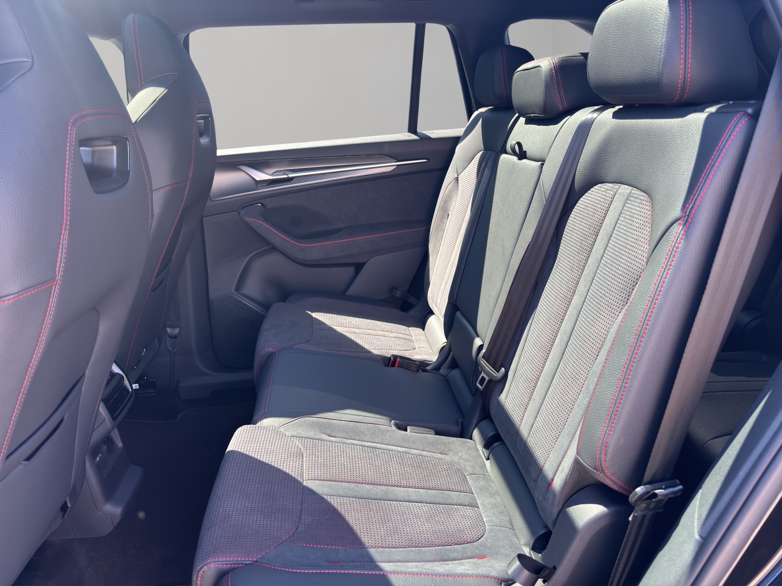 SKODA Kodiaq 2.0 TSI RS 4x4-image-13