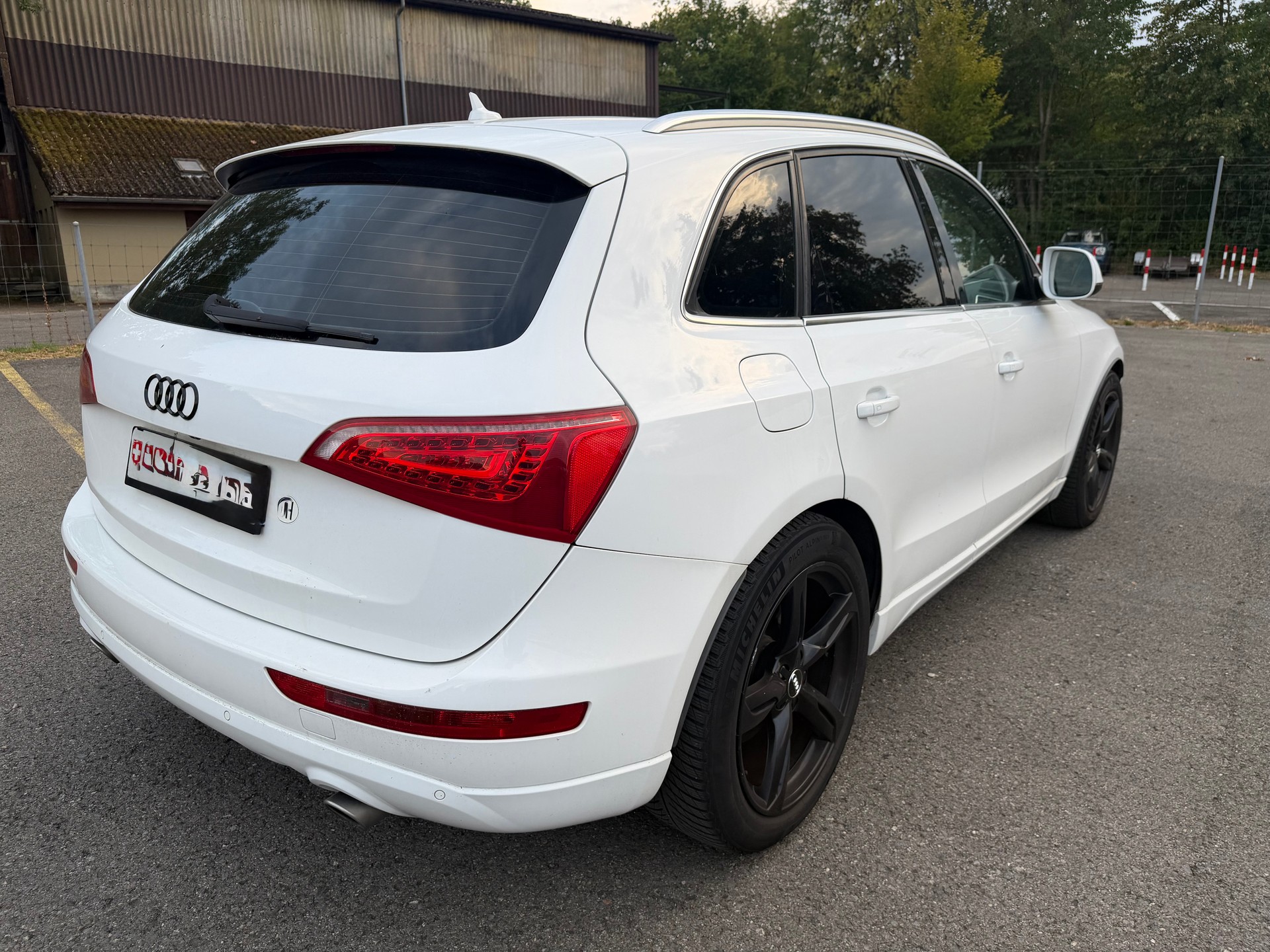 AUDI Q5 3.0 TDI quattro S-tronic-image-4