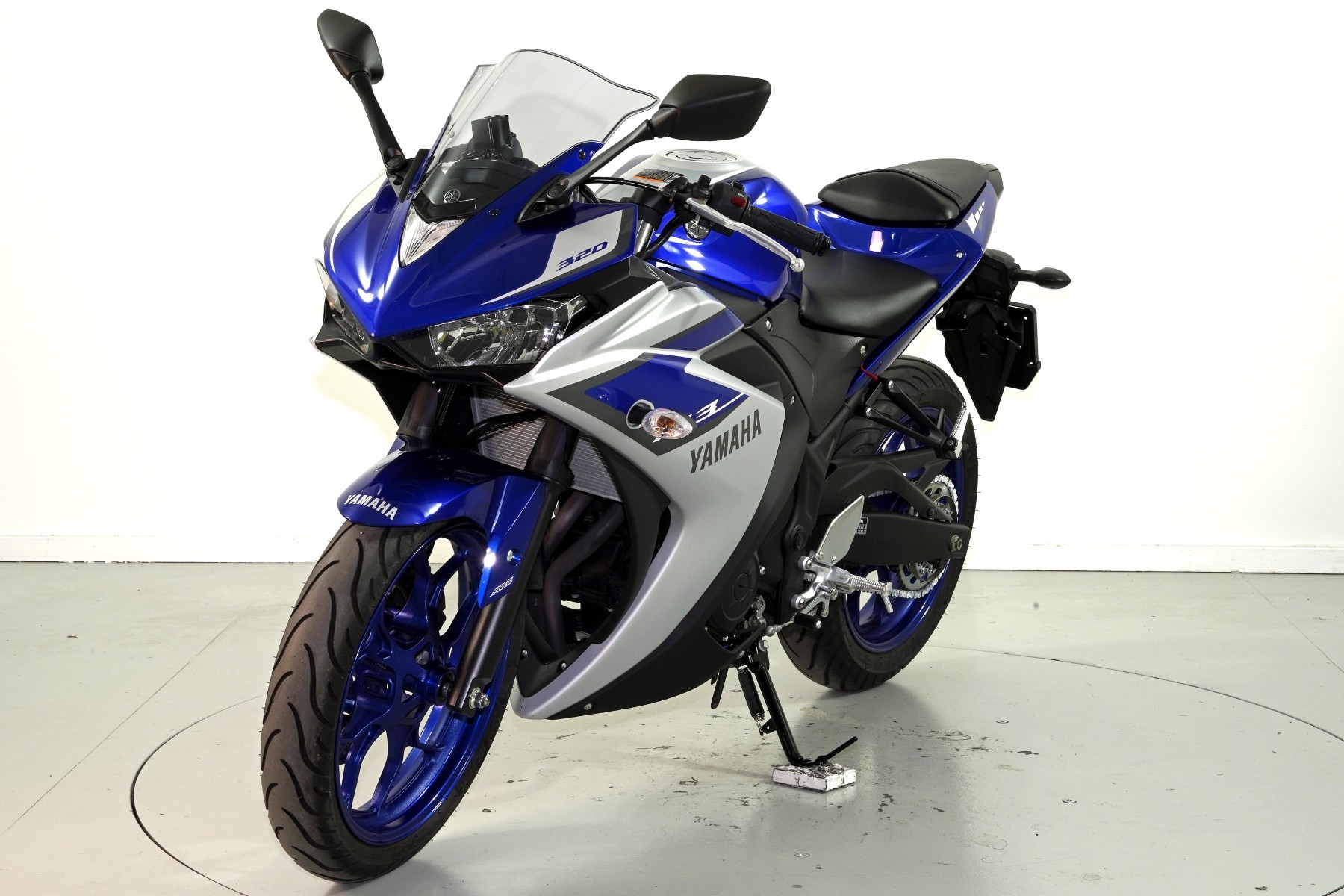 YAMAHA YZF-R3 ABS-showroom-element-2
