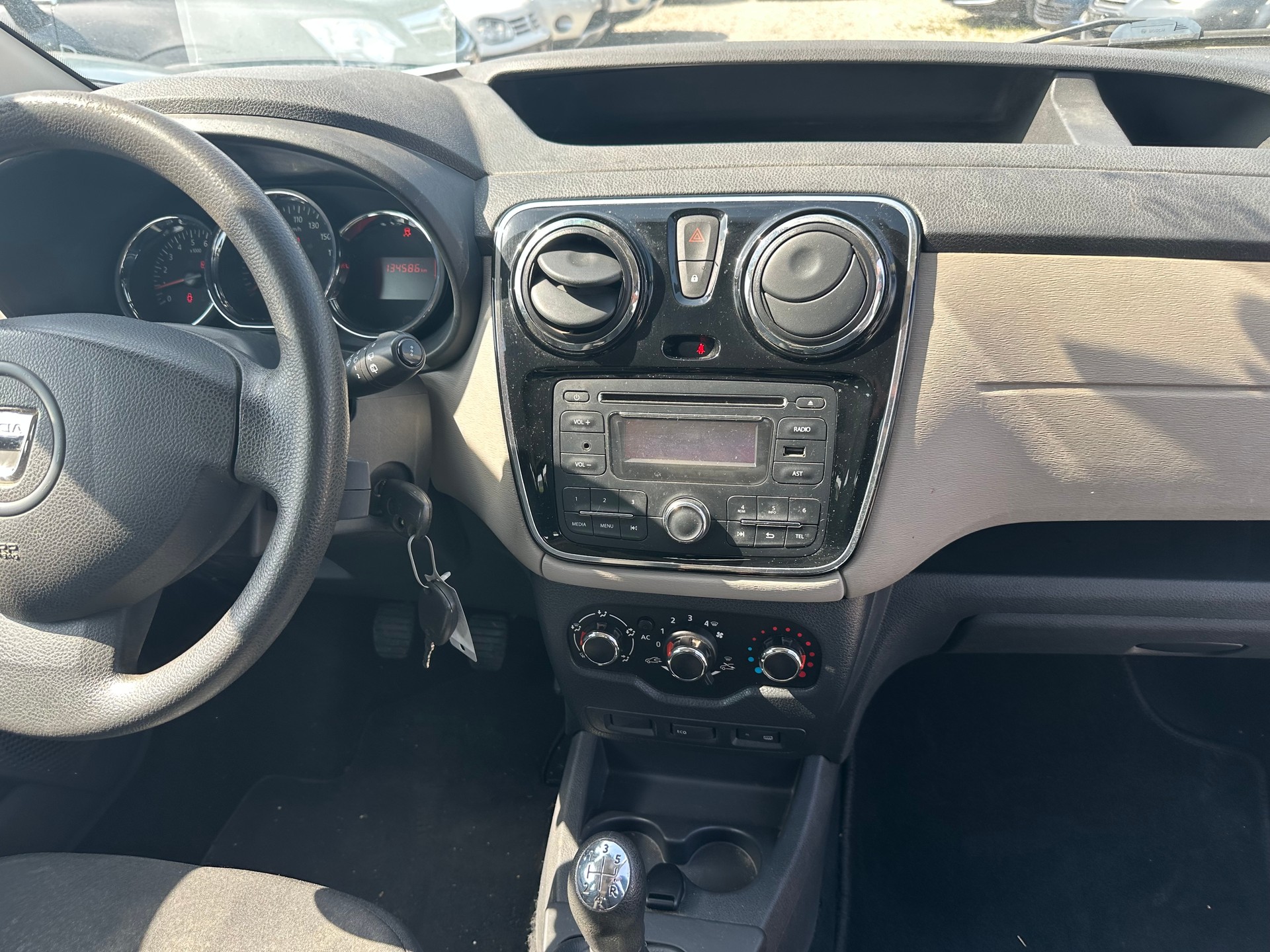 DACIA Dokker 1.2 T Supreme-image-5