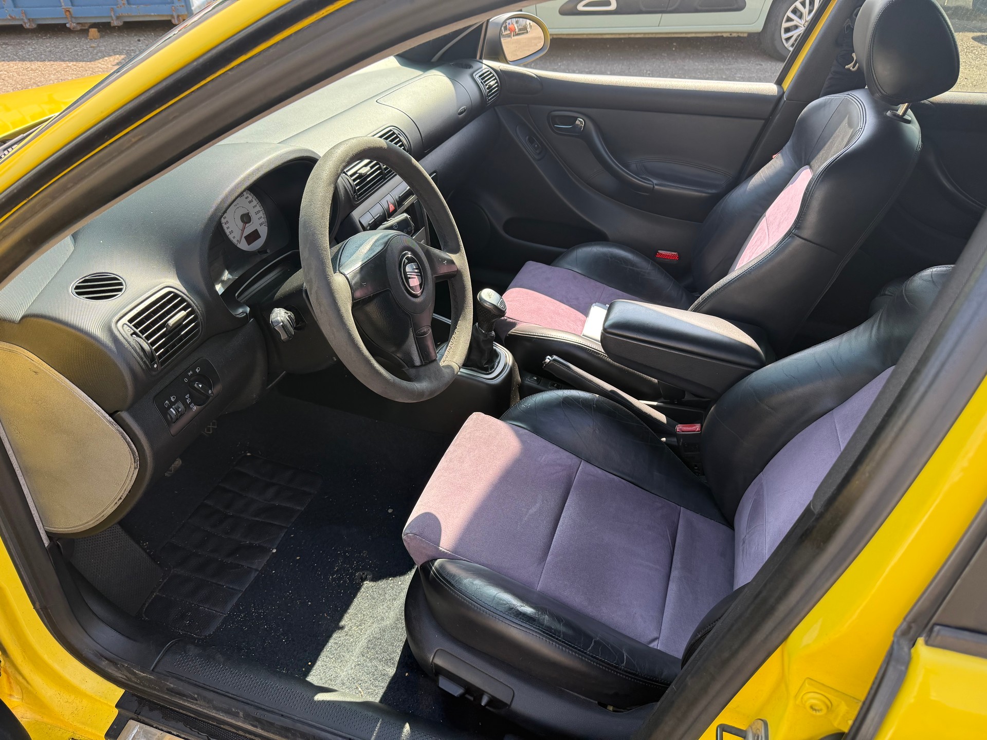 SEAT Leon 1.9 TDI Top Sport-image-6